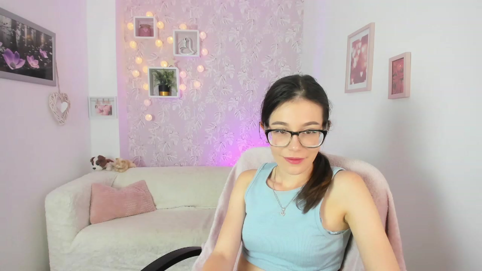 Gallery image thumbnail from Alex_Coal18's myfreecams stream on, 09/12/2023, 09:44 image 1 of 20