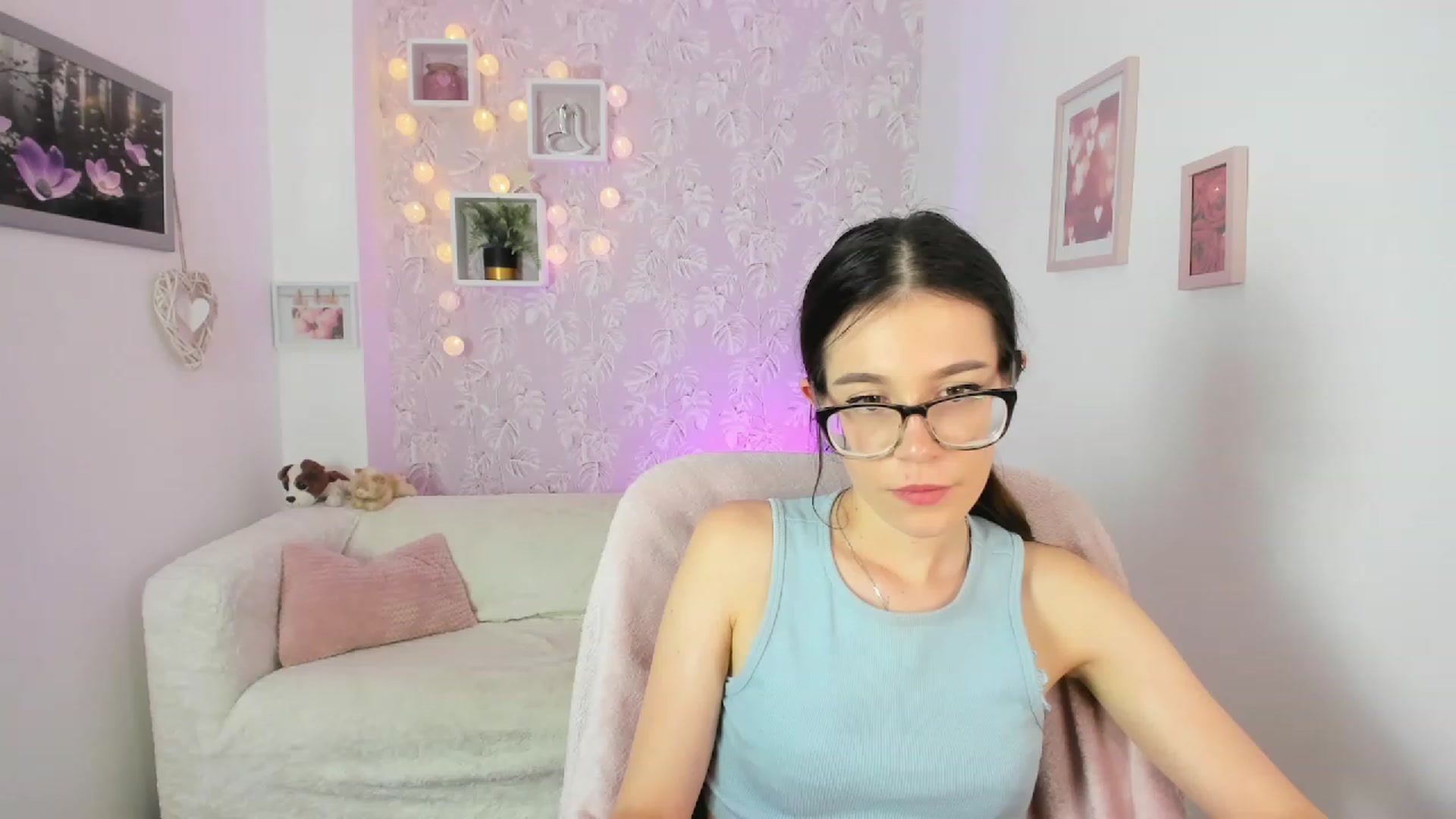 Gallery image thumbnail from Alex_Coal18's myfreecams stream on, 09/12/2023, 11:07 image 19 of 20