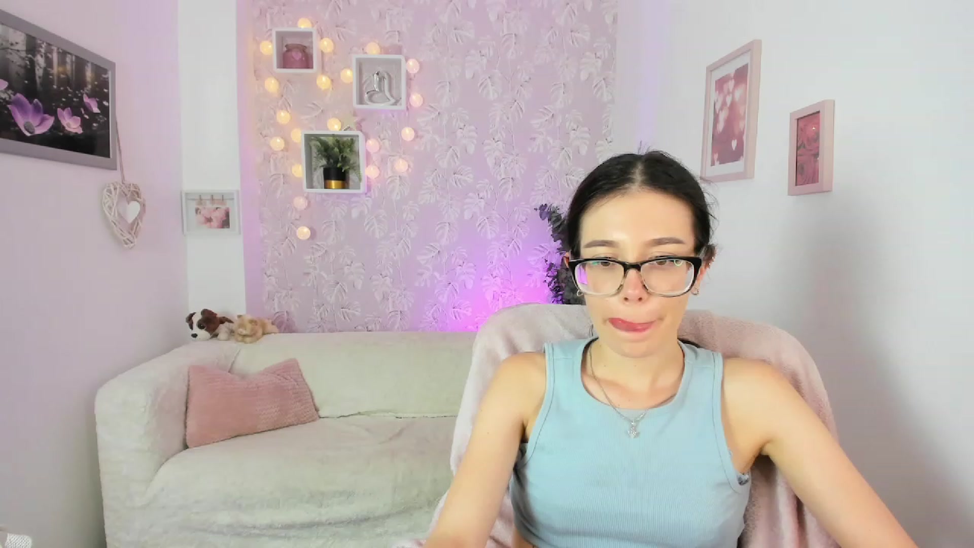 Gallery image thumbnail from Alex_Coal18's myfreecams stream on, 09/12/2023, 12:13 image 4 of 20