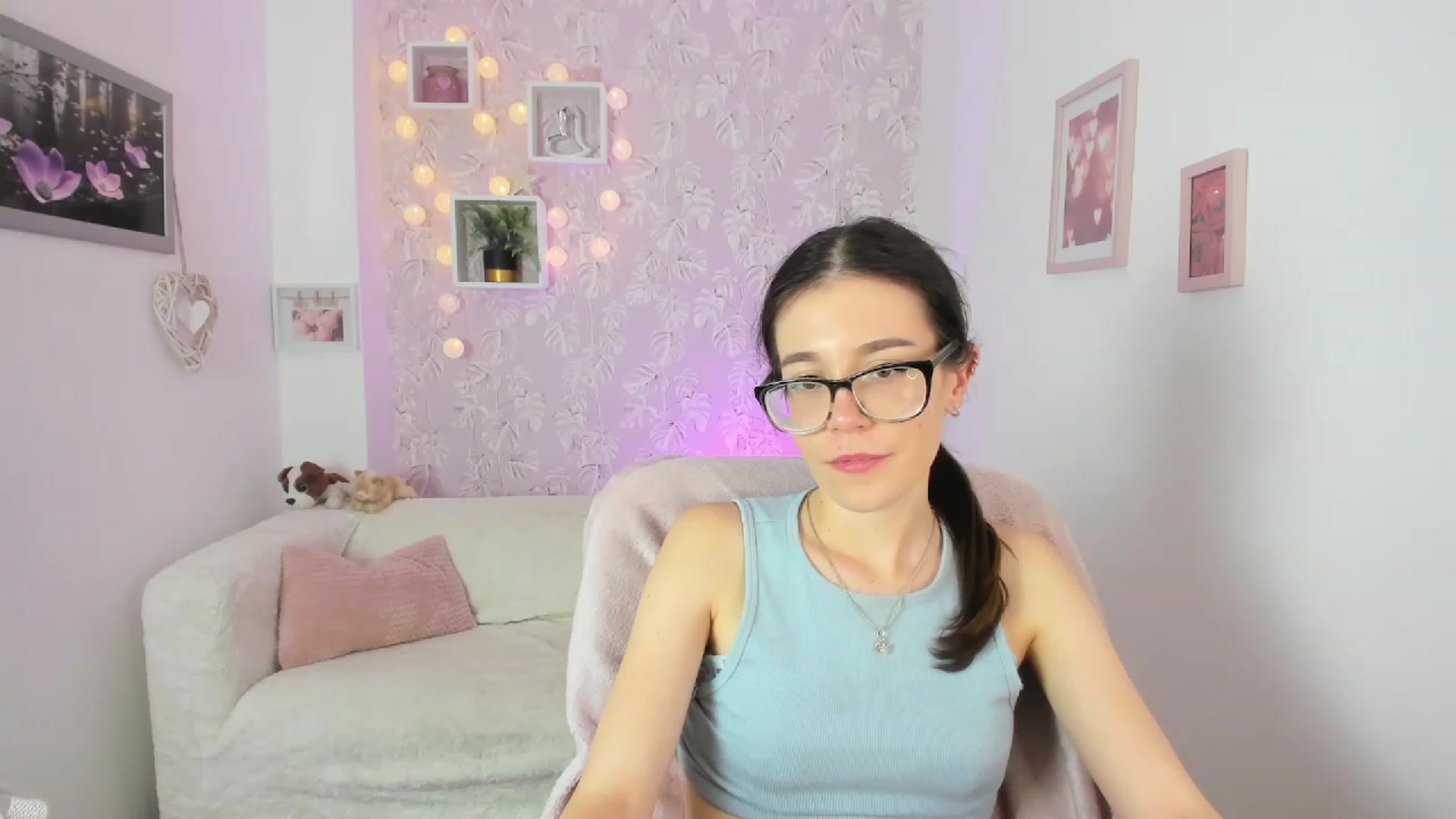 Gallery image thumbnail from Alex_Coal18's myfreecams stream on, 09/12/2023, 12:13 image 3 of 20