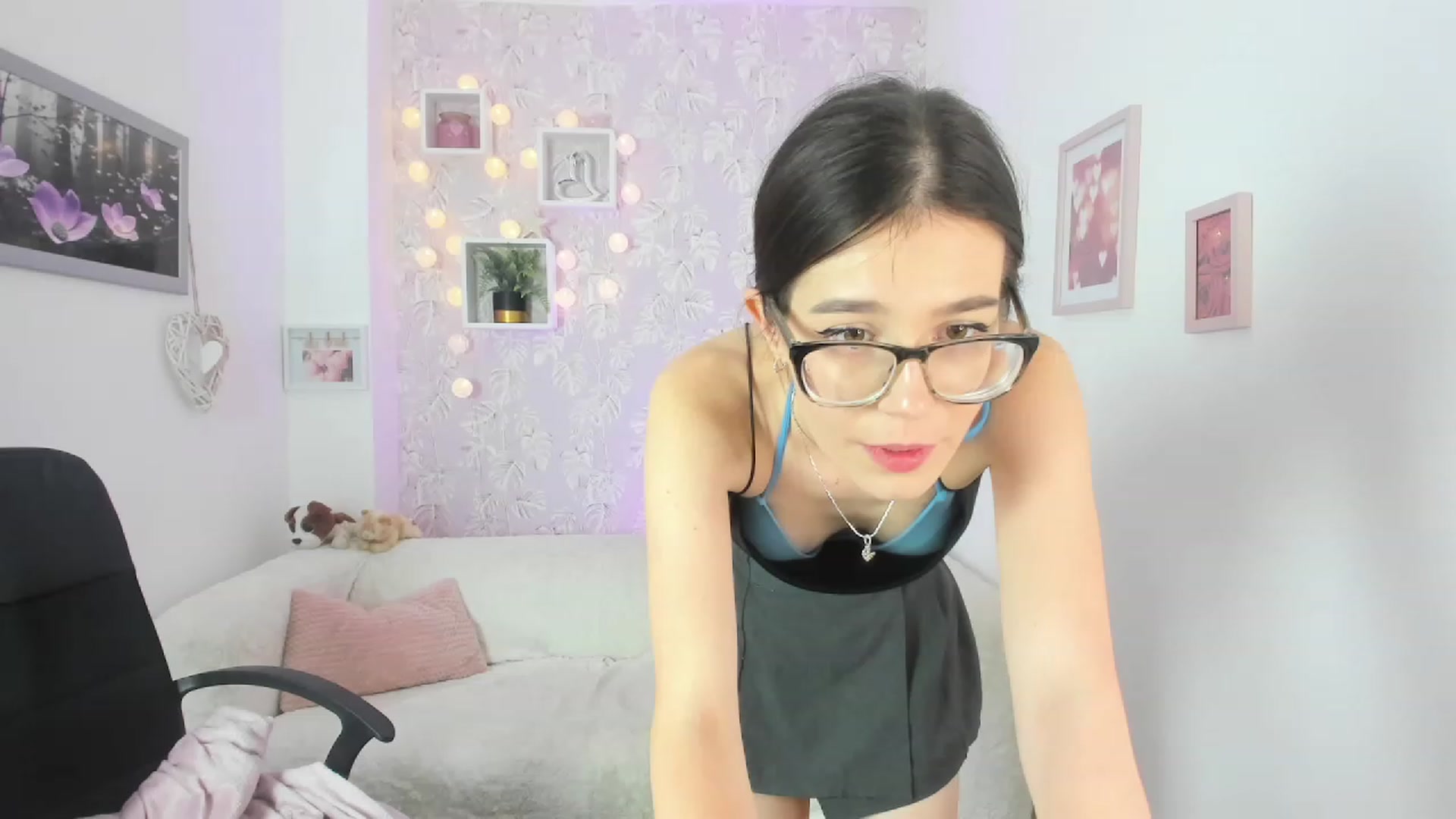 Gallery image thumbnail from Alex_Coal18's myfreecams stream on, 09/13/2023, 08:44 image 20 of 20