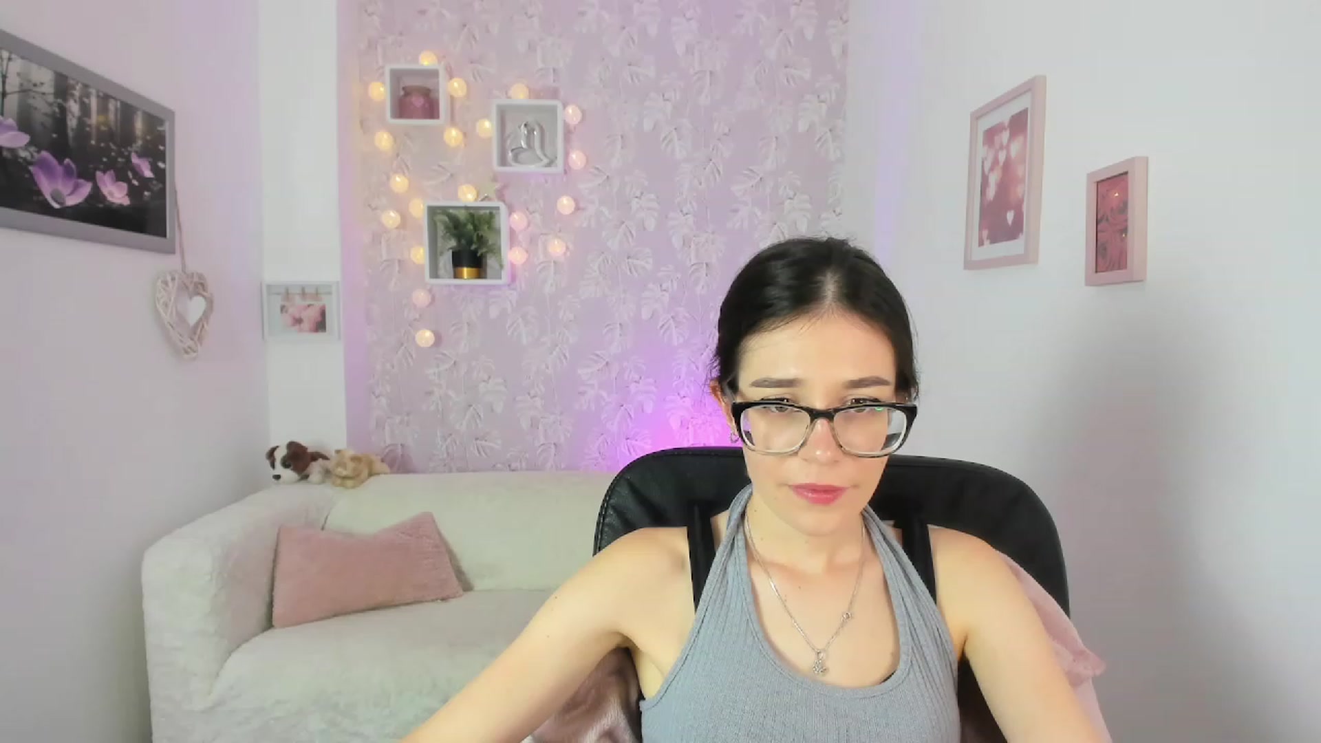 Gallery image thumbnail from Alex_Coal18's myfreecams stream on, 09/15/2023, 10:54 image 3 of 20