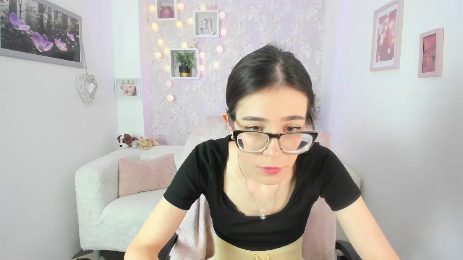 Gallery image thumbnail from Alex_Coal18's myfreecams stream on, 09/18/2023, 11:45 image 7 of 20
