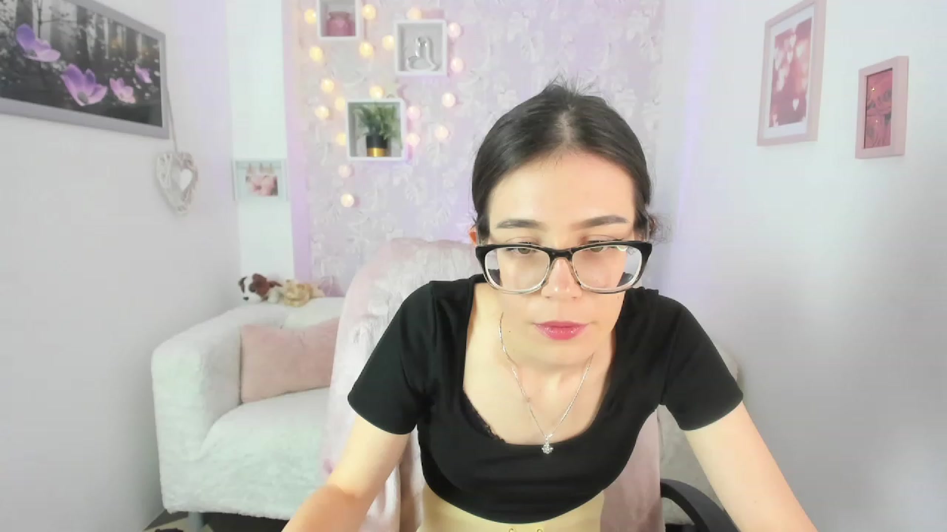 Gallery image thumbnail from Alex_Coal18's myfreecams stream on, 09/18/2023, 11:45 image 6 of 20