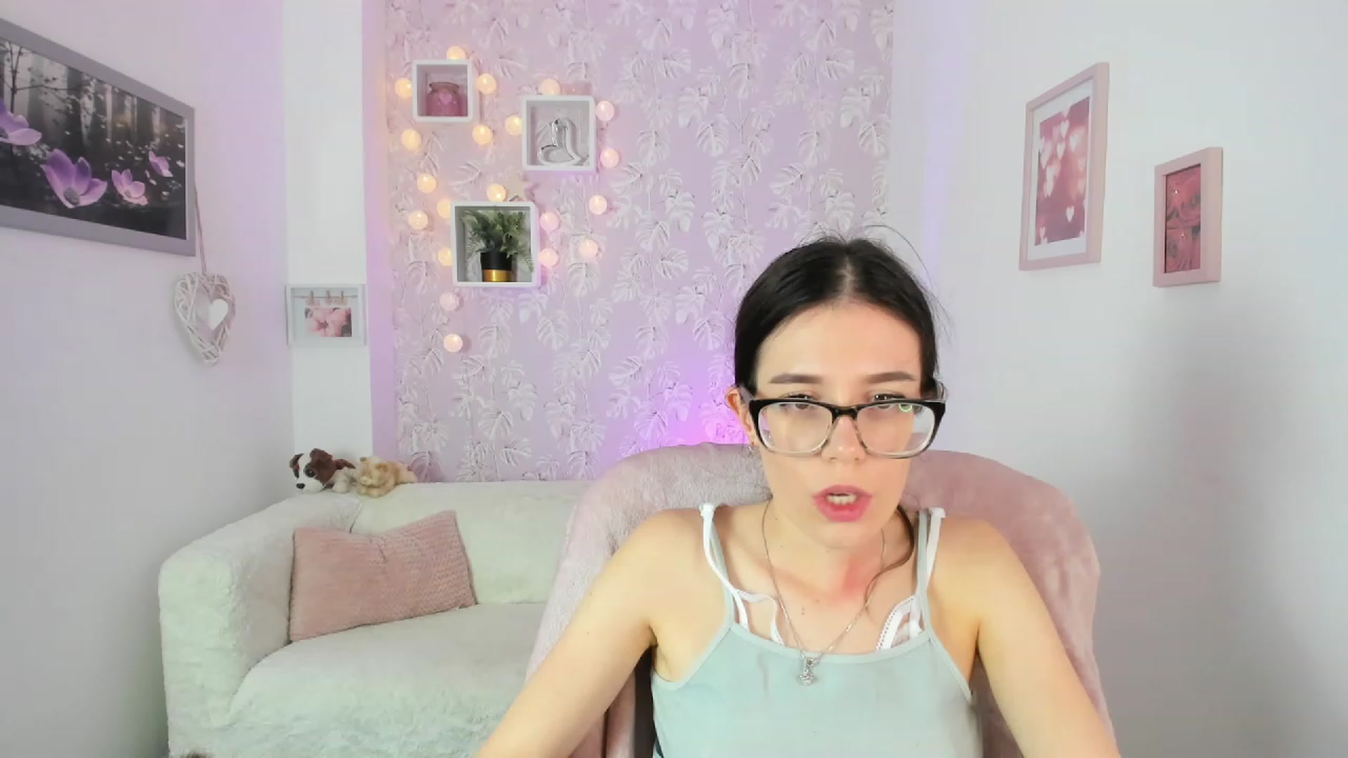 Gallery image thumbnail from Alex_Coal18's myfreecams stream on, 09/19/2023, 08:46 image 10 of 20