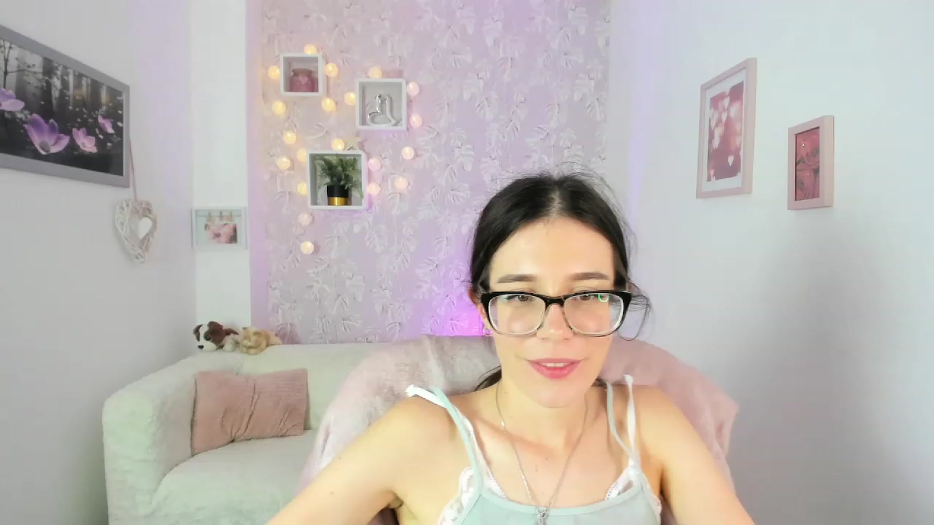 Gallery image thumbnail from Alex_Coal18's myfreecams stream on, 09/19/2023, 12:01 image 4 of 20