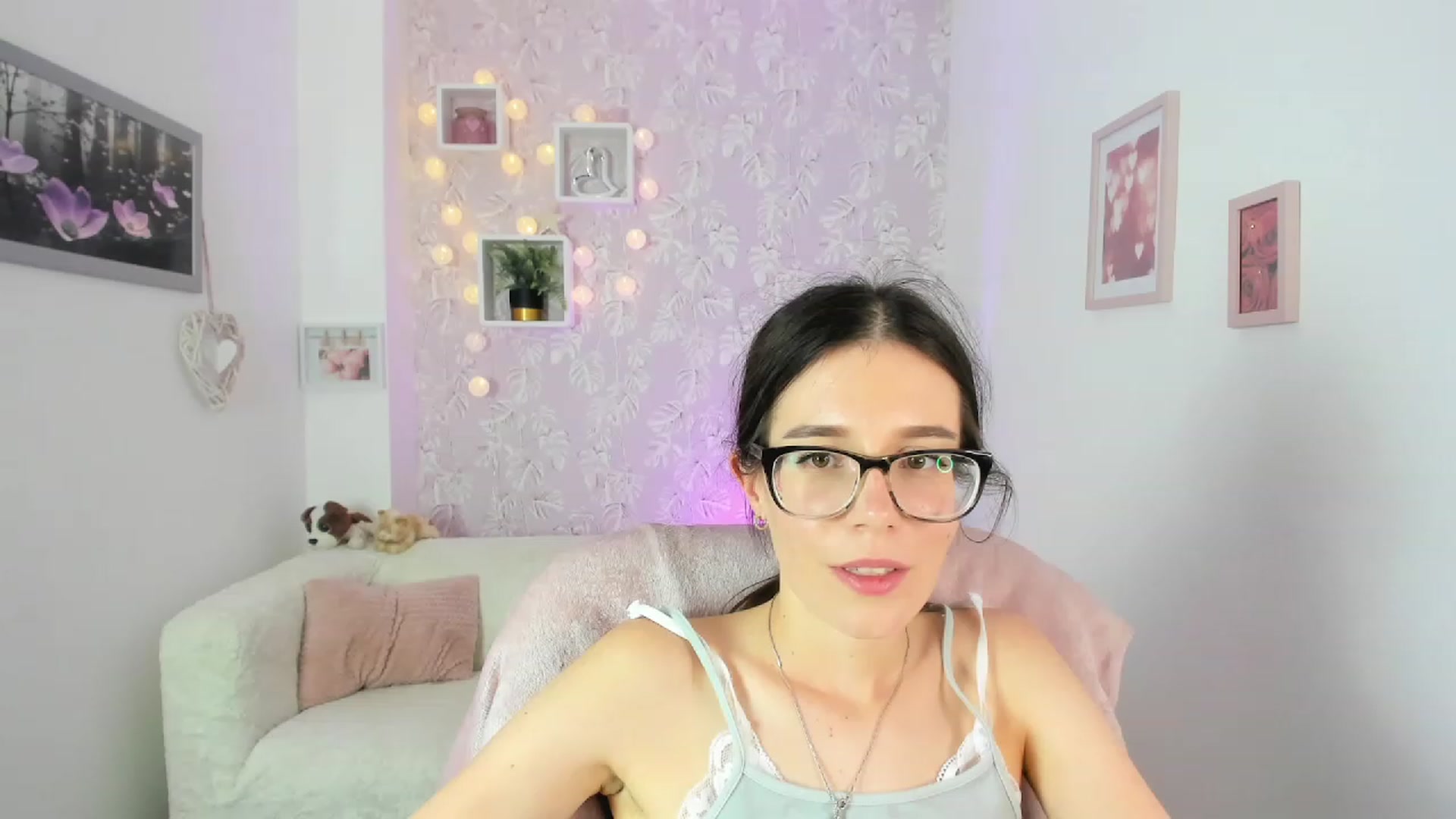 Gallery image thumbnail from Alex_Coal18's myfreecams stream on, 09/19/2023, 12:01 image 7 of 20