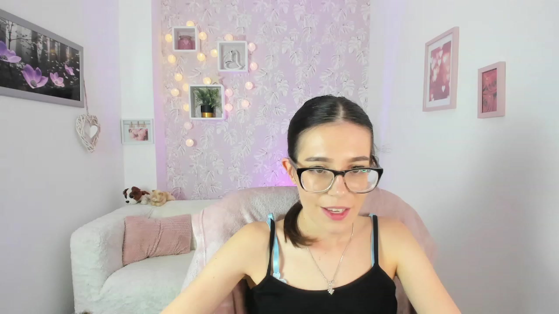 Gallery image thumbnail from Alex_Coal18's myfreecams stream on, 09/20/2023, 09:39 image 13 of 20