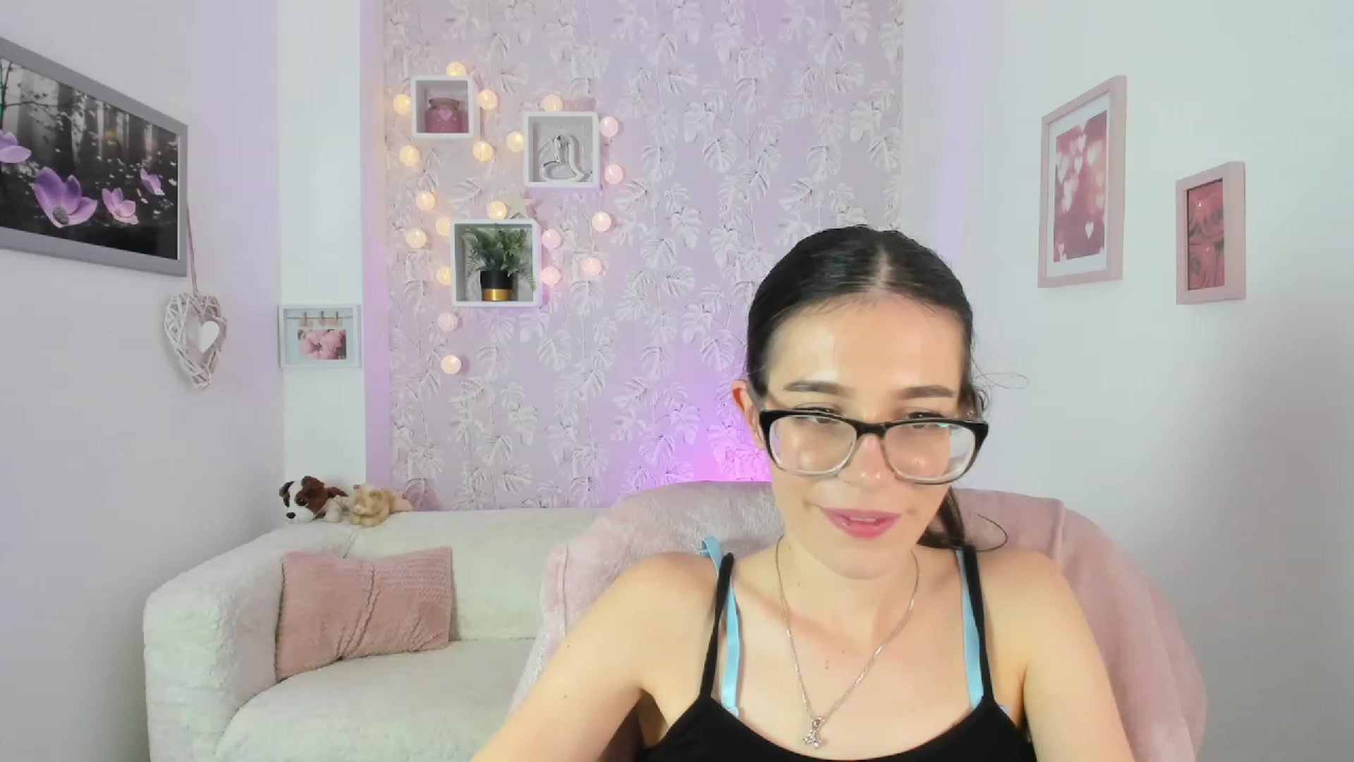 Gallery image thumbnail from Alex_Coal18's myfreecams stream on, 09/20/2023, 10:02 image 11 of 20