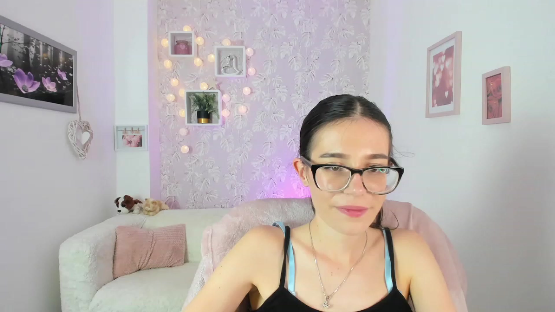 Gallery image thumbnail from Alex_Coal18's myfreecams stream on, 09/20/2023, 10:02 image 12 of 20