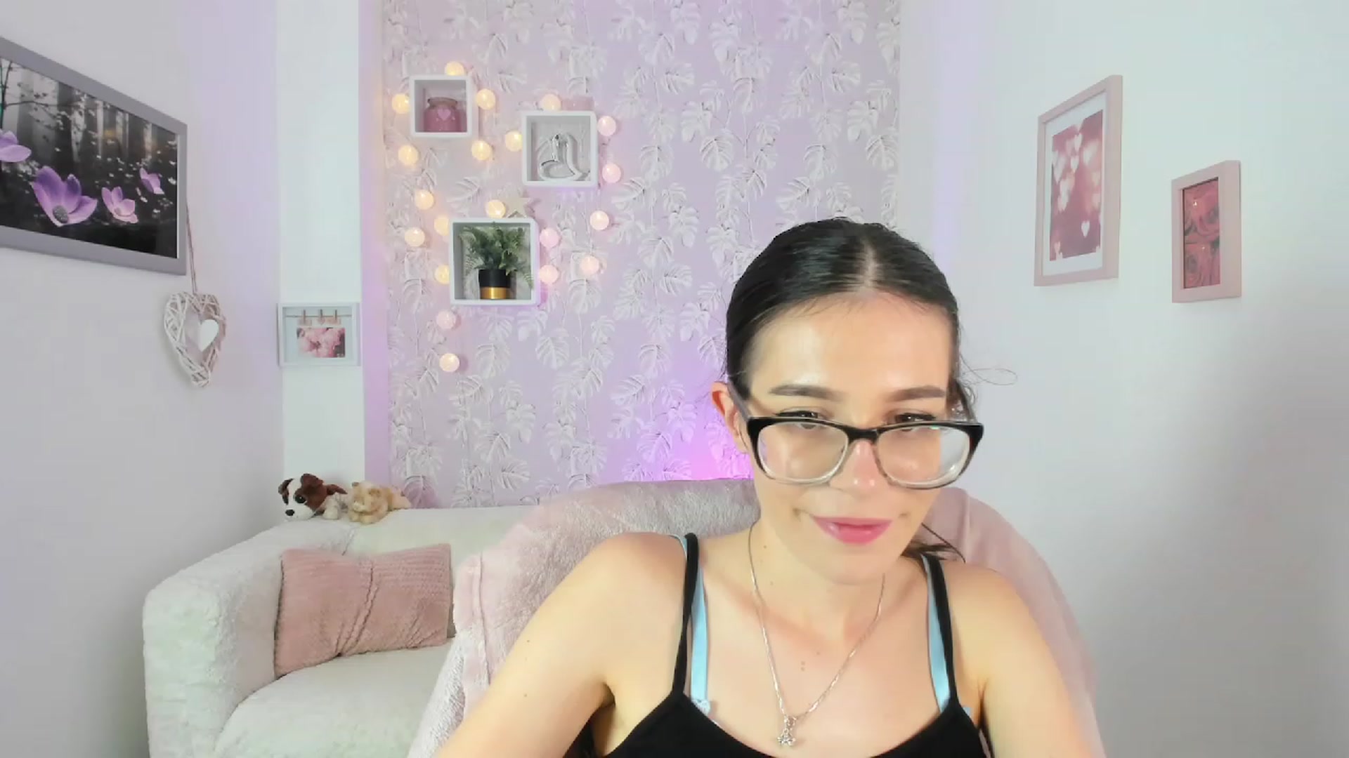 Gallery image thumbnail from Alex_Coal18's myfreecams stream on, 09/20/2023, 10:02 image 6 of 20