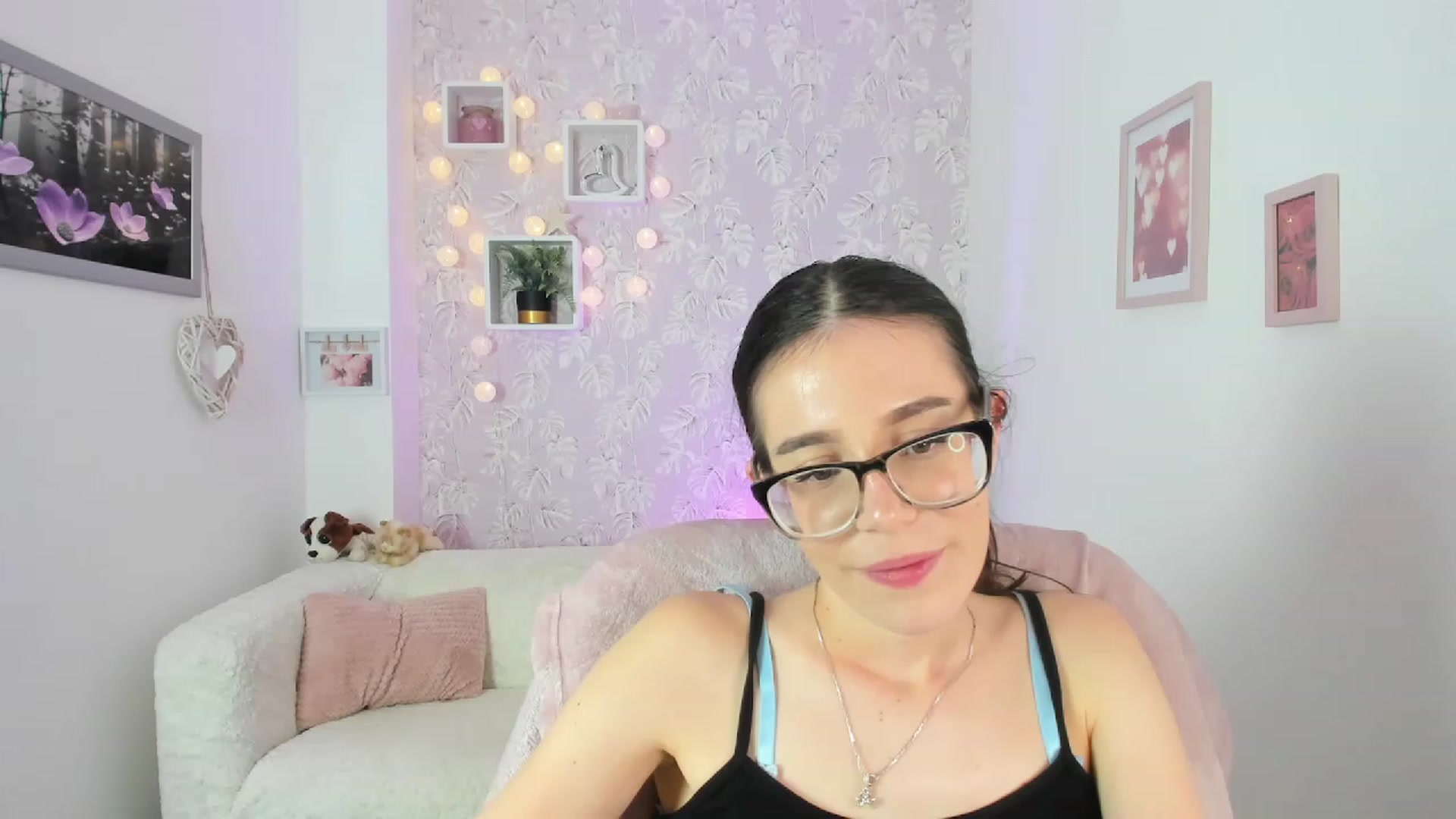 Gallery image thumbnail from Alex_Coal18's myfreecams stream on, 09/20/2023, 10:02 image 9 of 20