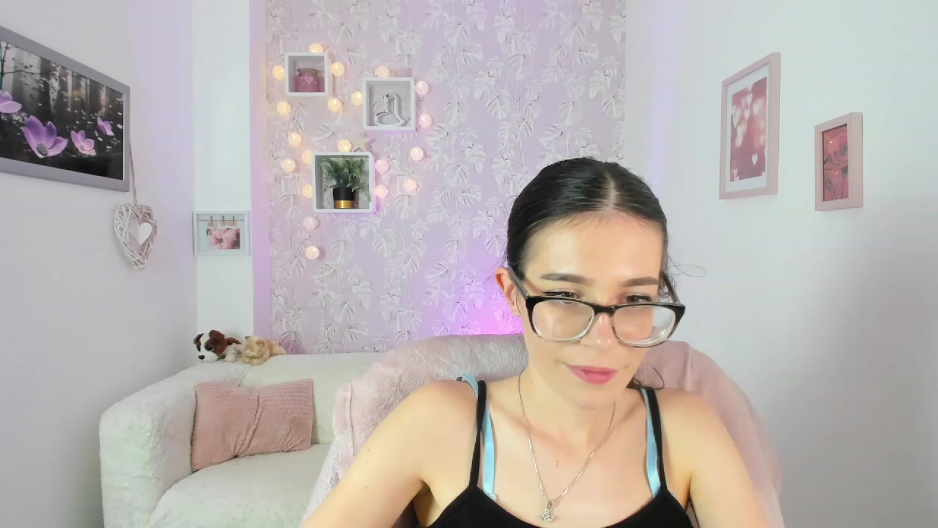Gallery image thumbnail from Alex_Coal18's myfreecams stream on, 09/20/2023, 10:02 image 14 of 20
