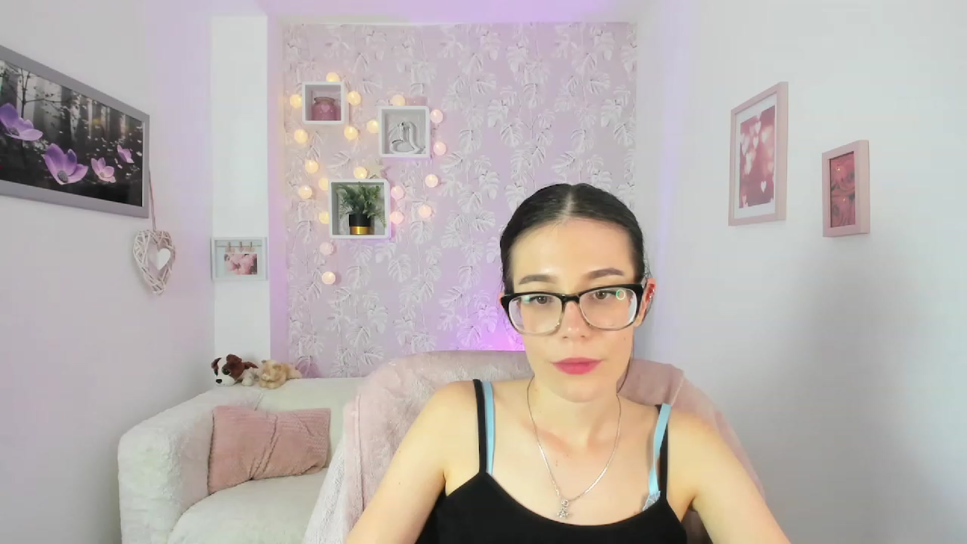 Gallery image thumbnail from Alex_Coal18's myfreecams stream on, 09/20/2023, 11:47 image 6 of 20