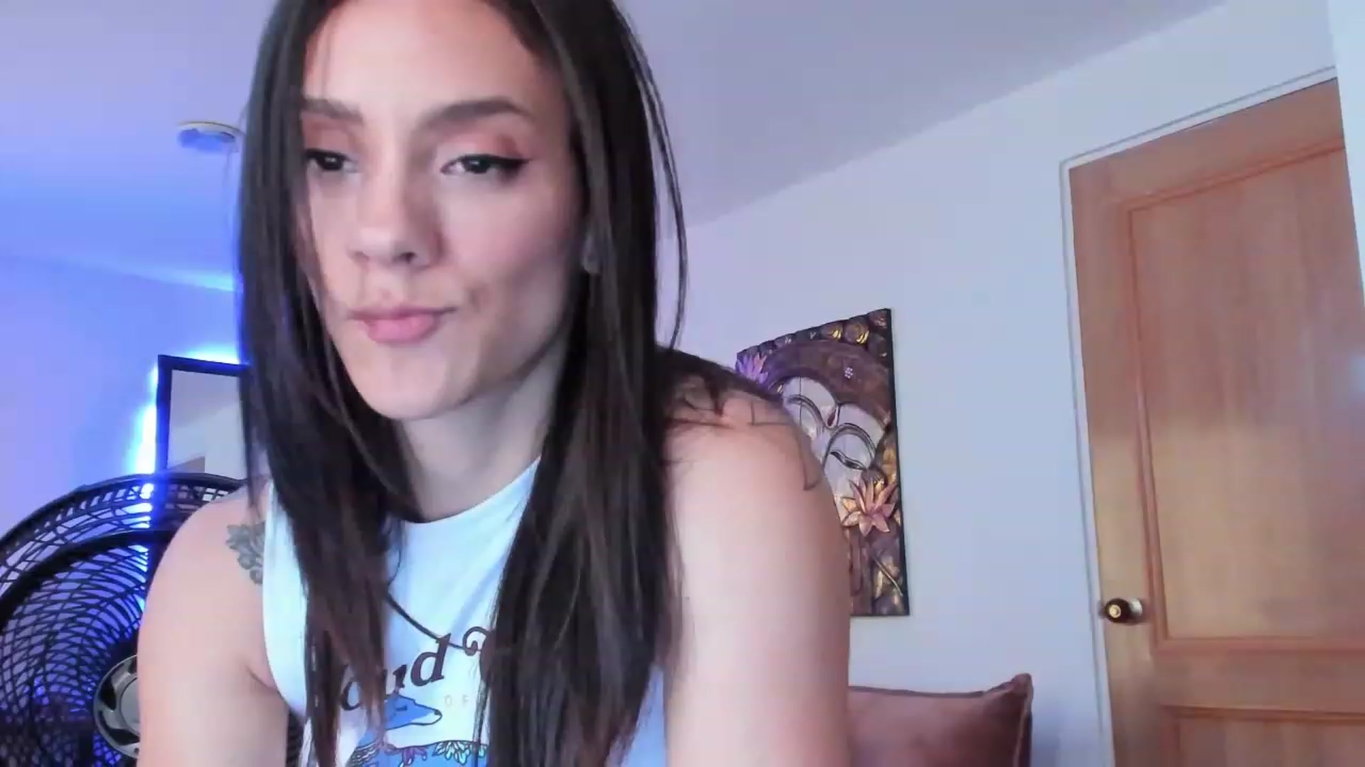 Gallery image thumbnail from Alex_morani's myfreecams stream on, 11/15/2022, 19:39 image 6 of 20