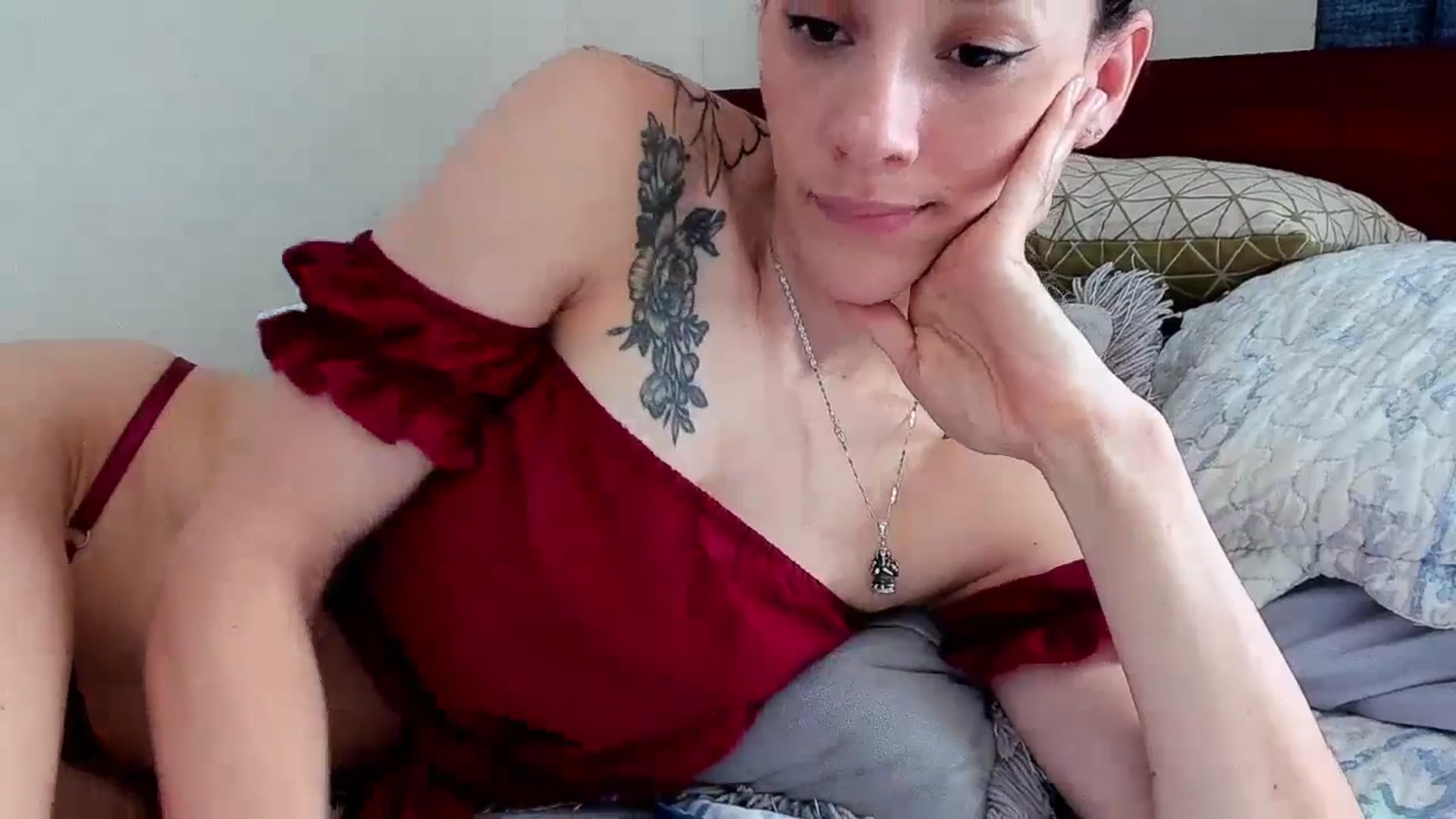 Gallery image thumbnail from Alex_morani's myfreecams stream on, 04/25/2025, 16:31 image 14 of 20