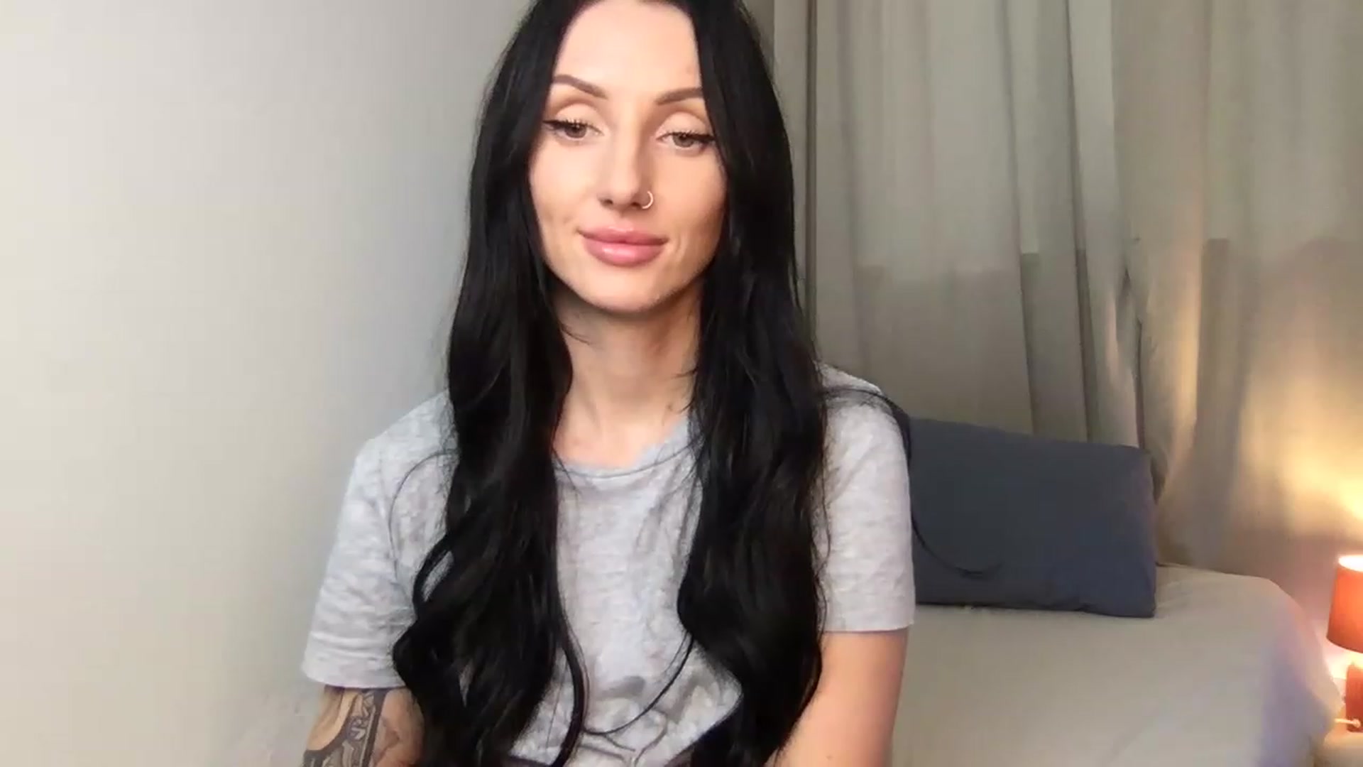 Gallery image thumbnail from AlexaAlexx's myfreecams stream on, 01/02/2023, 10:56 image 18 of 20