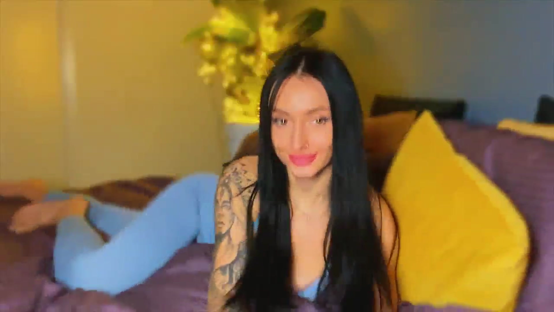 Gallery image thumbnail from AlexaAlexx's myfreecams stream on, 11/28/2023, 15:36 image 20 of 20