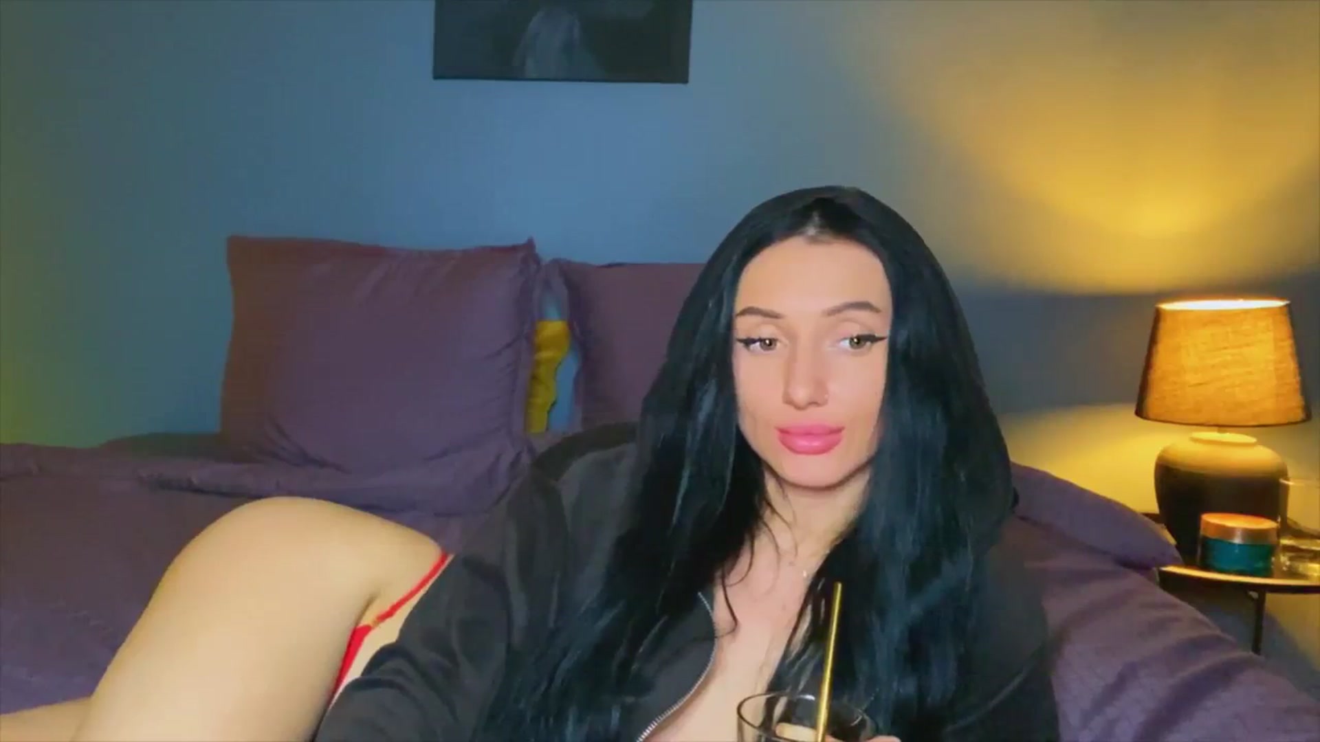 Gallery image thumbnail from AlexaAlexx's myfreecams stream on, 12/07/2023, 17:17 image 2 of 20