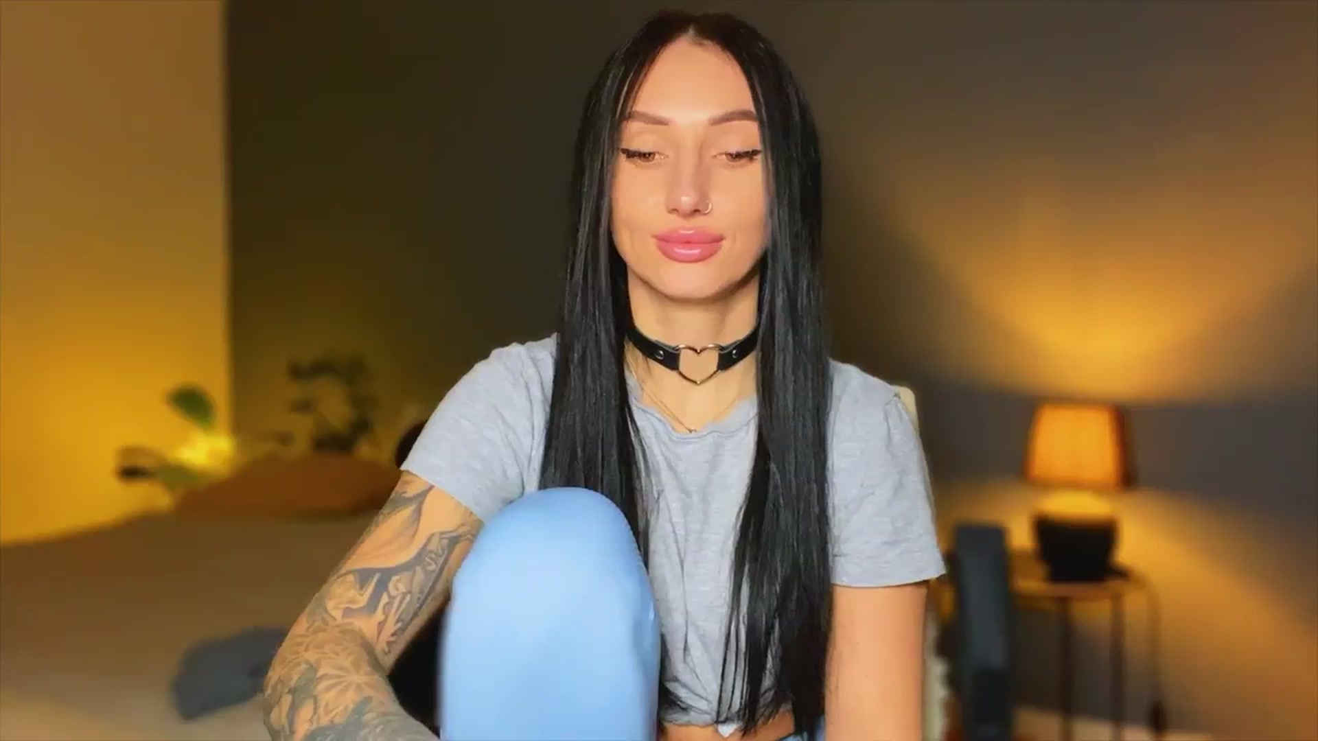 Gallery image thumbnail from AlexaAlexx's myfreecams stream on, 12/11/2023, 07:24 image 8 of 20