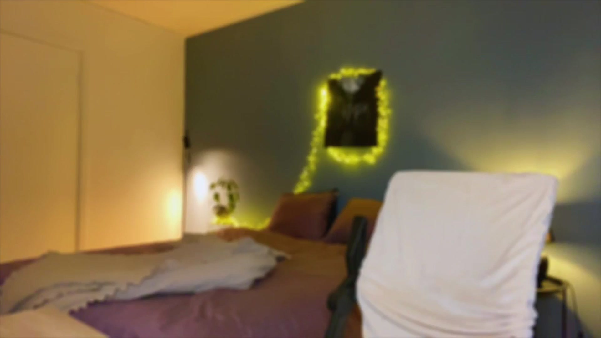Gallery image thumbnail from AlexaAlexx's myfreecams stream on, 12/19/2023, 15:41 image 2 of 20