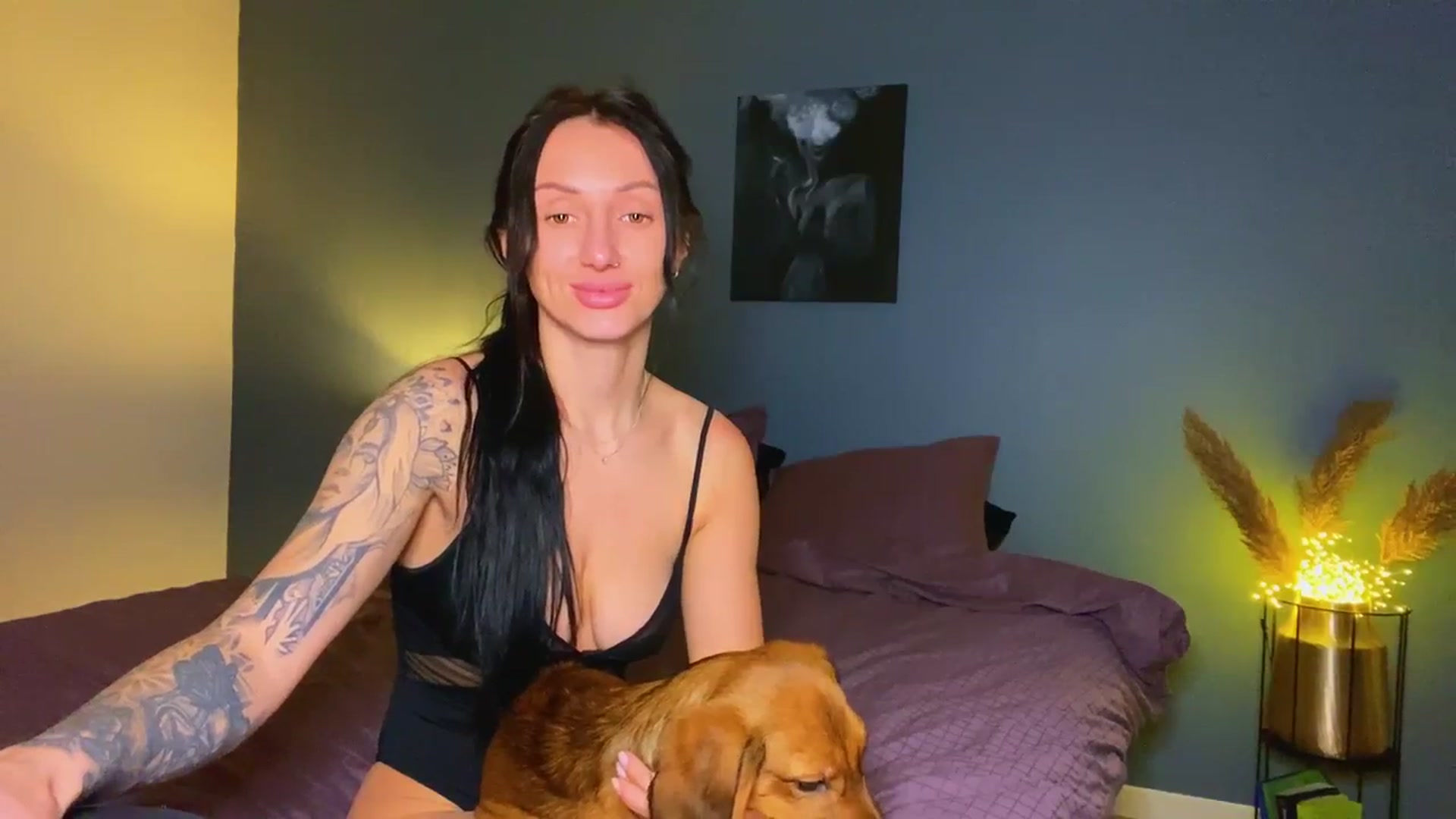 Gallery image thumbnail from AlexaAlexx's myfreecams stream on, 01/03/2024, 07:46 image 16 of 20