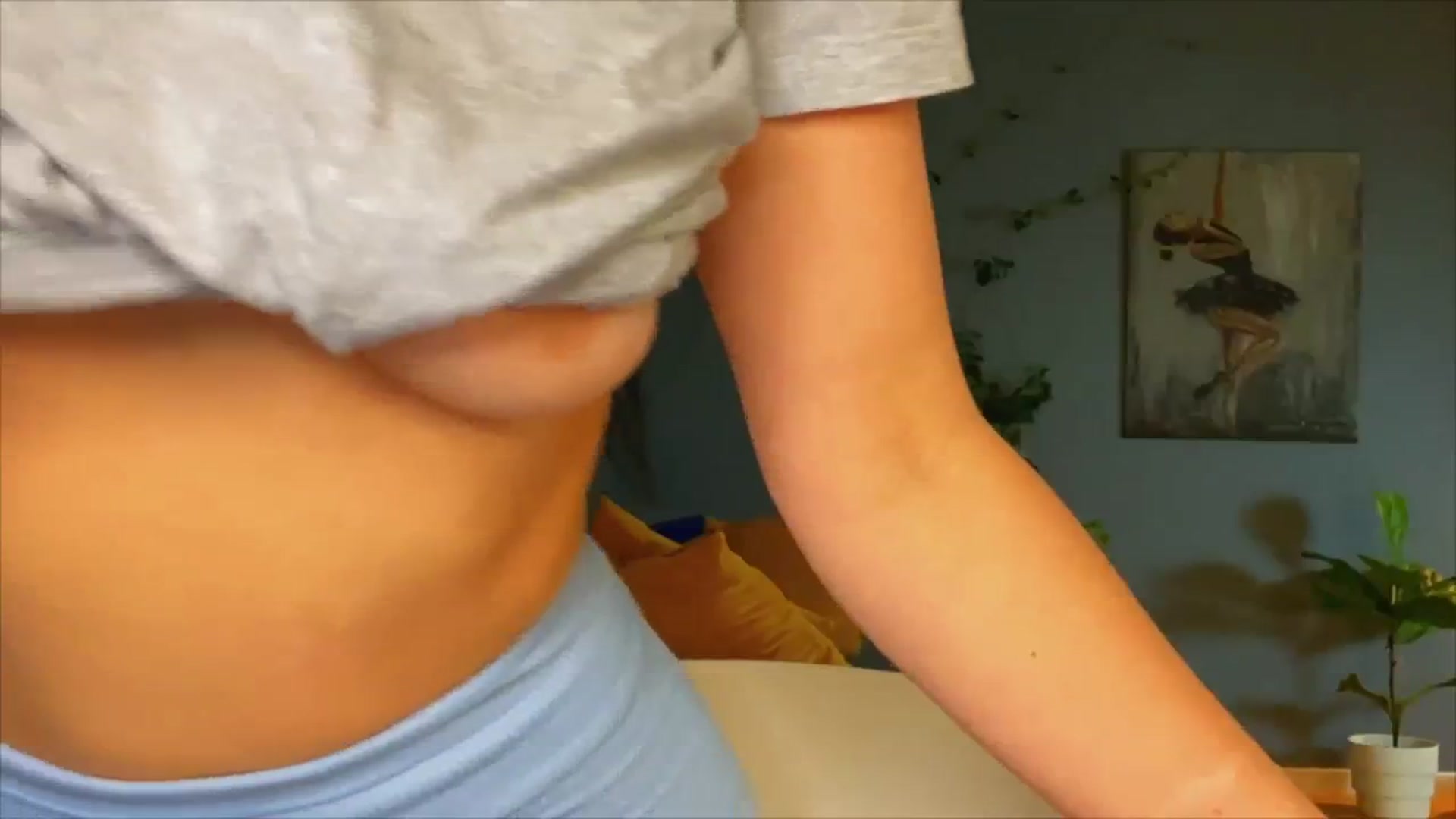 Gallery image thumbnail from AlexaAlexx's myfreecams stream on, 01/04/2024, 07:43 image 5 of 20