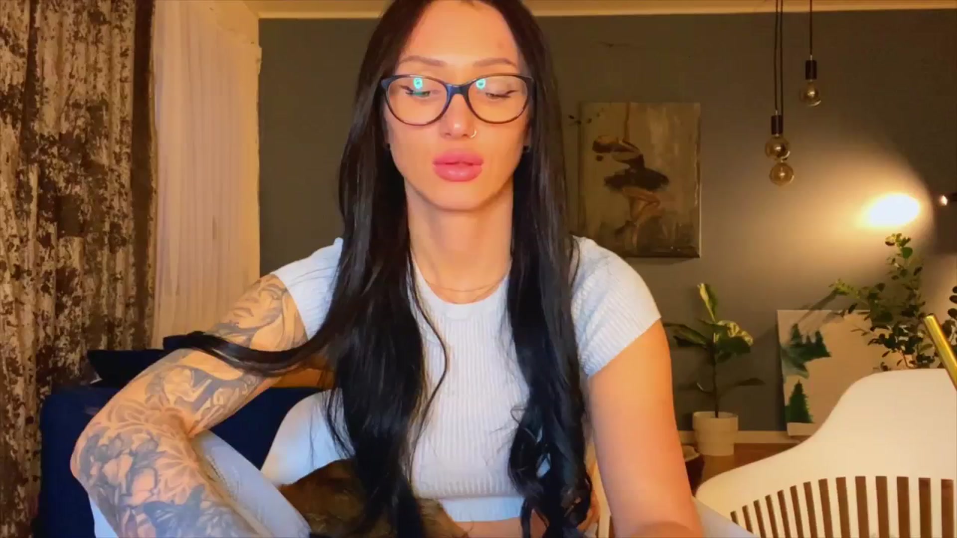 Gallery image thumbnail from AlexaAlexx's myfreecams stream on, 01/07/2024, 15:01 image 8 of 20