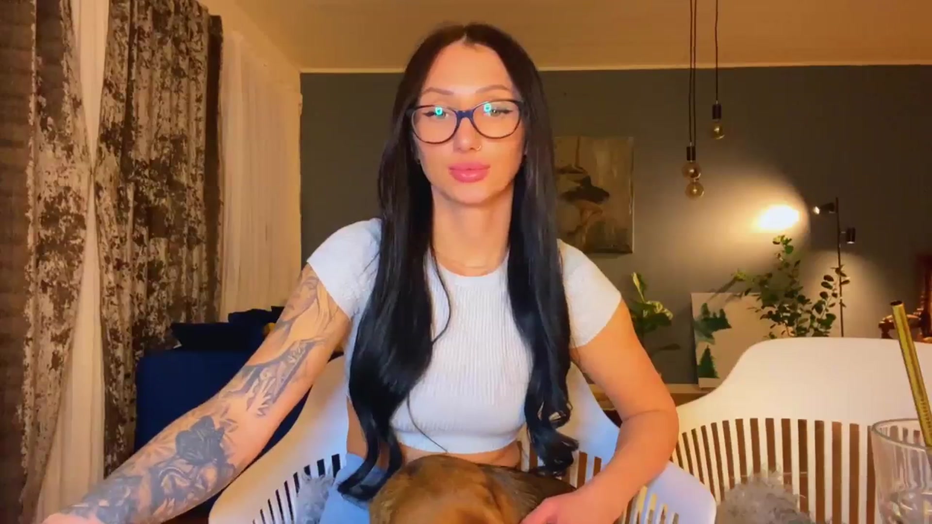 Gallery image thumbnail from AlexaAlexx's myfreecams stream on, 01/07/2024, 15:01 image 17 of 20
