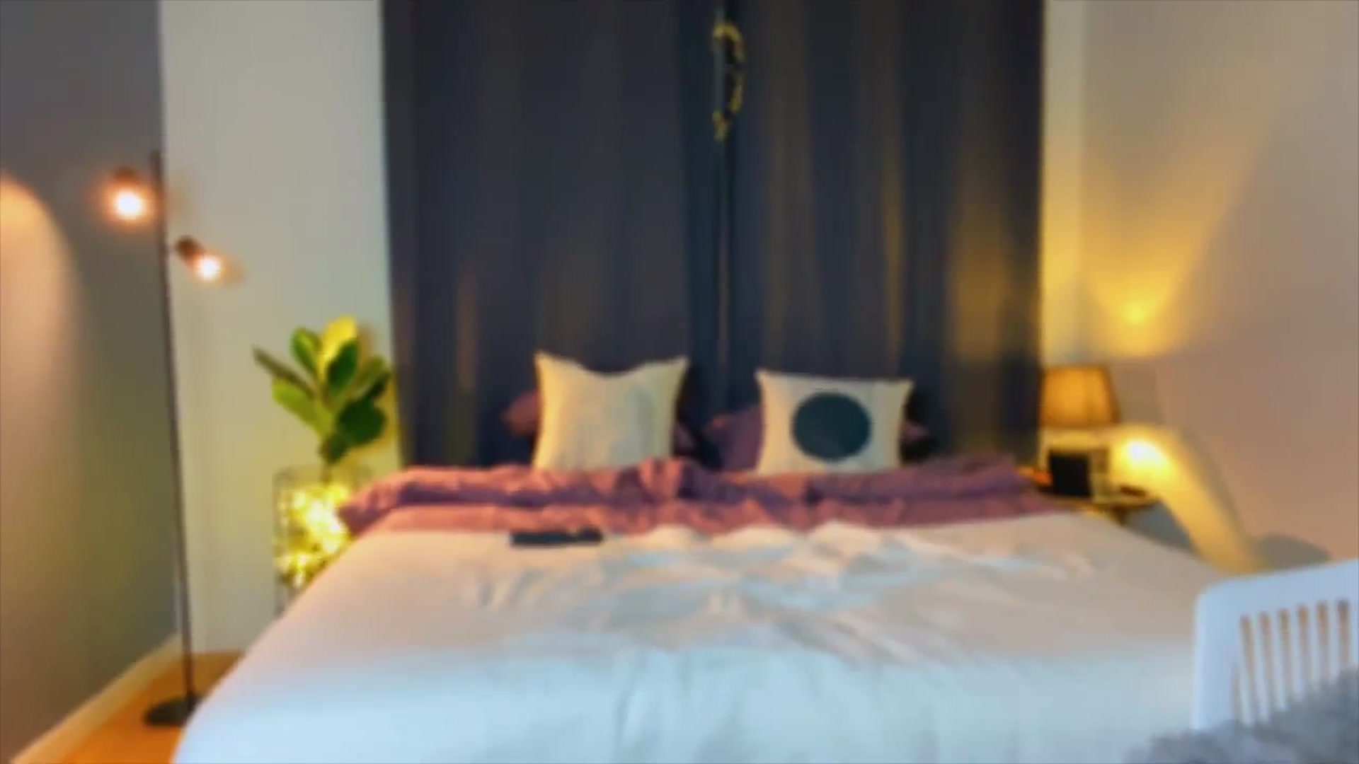 Gallery image thumbnail from AlexaAlexx's myfreecams stream on, 01/09/2024, 19:05 image 9 of 20