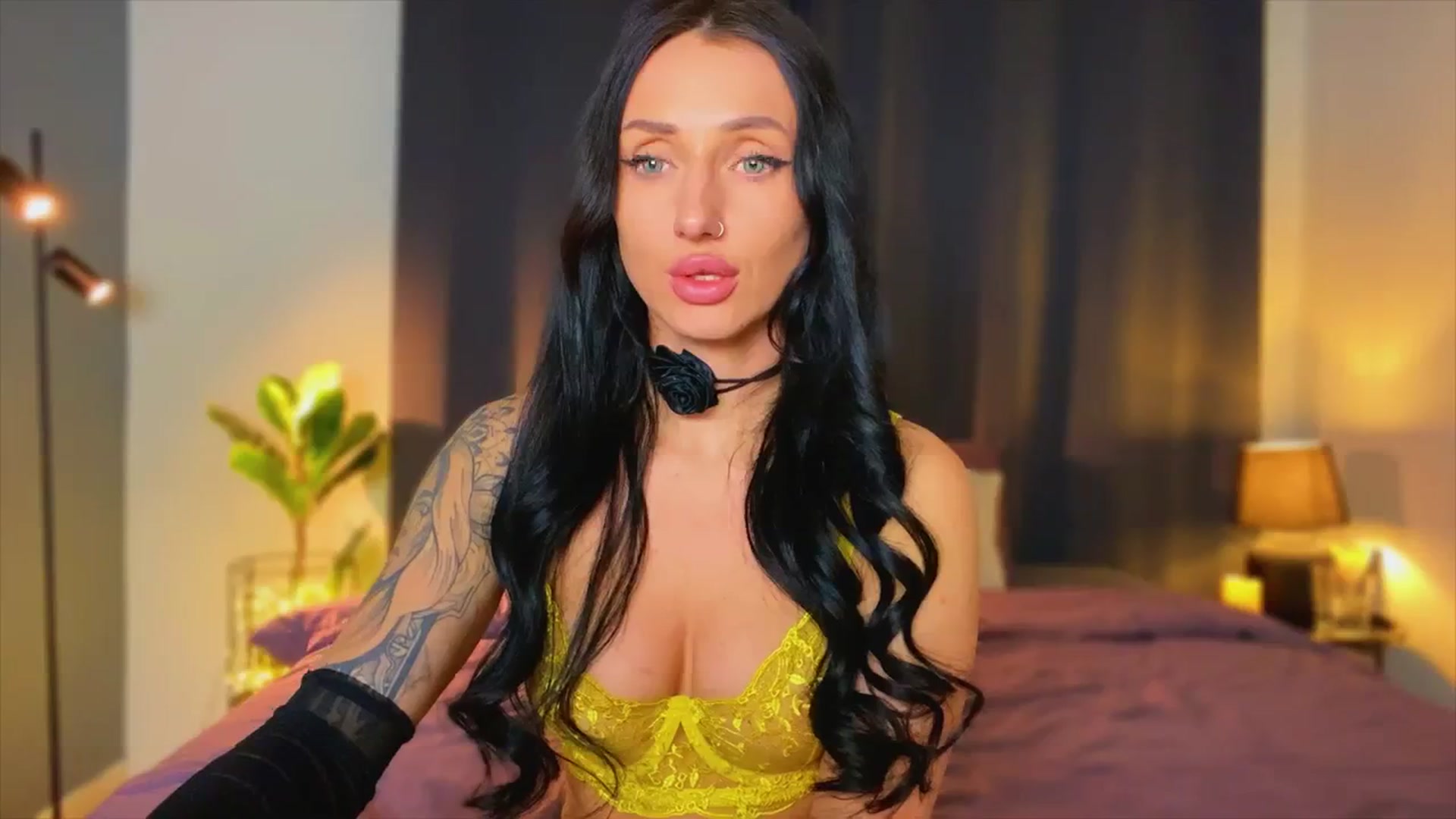 Gallery image thumbnail from AlexaAlexx's myfreecams stream on, 01/11/2024, 14:22 image 5 of 20