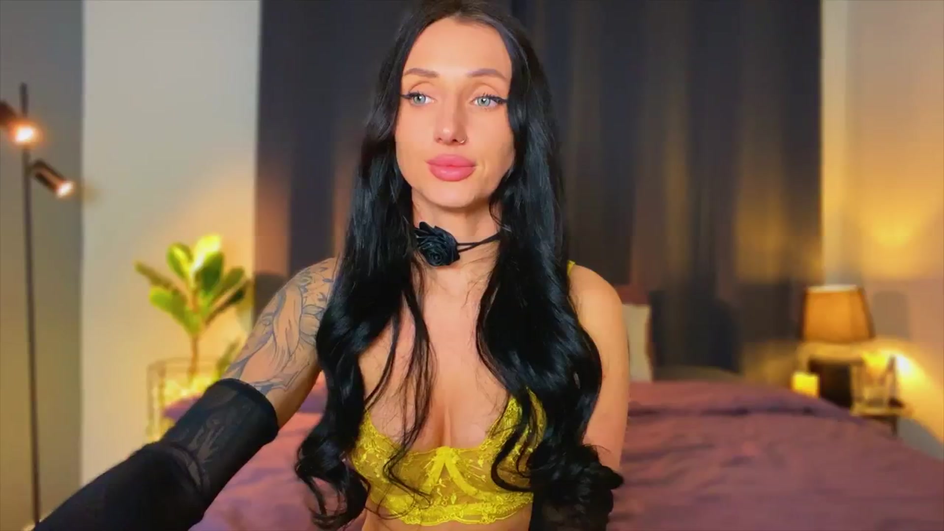 Gallery image thumbnail from AlexaAlexx's myfreecams stream on, 01/11/2024, 14:22 image 10 of 20