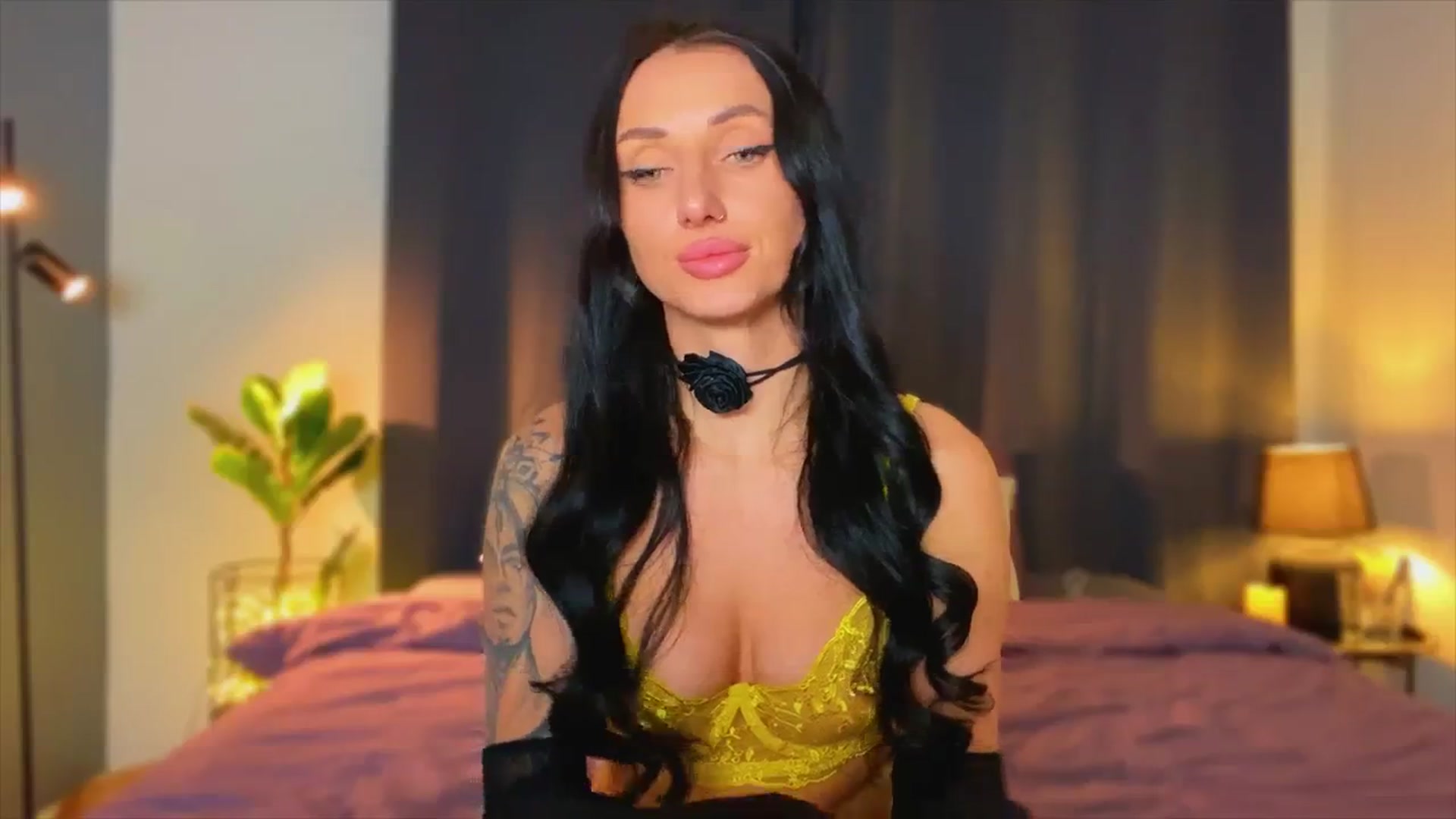Gallery image thumbnail from AlexaAlexx's myfreecams stream on, 01/11/2024, 14:22 image 17 of 20