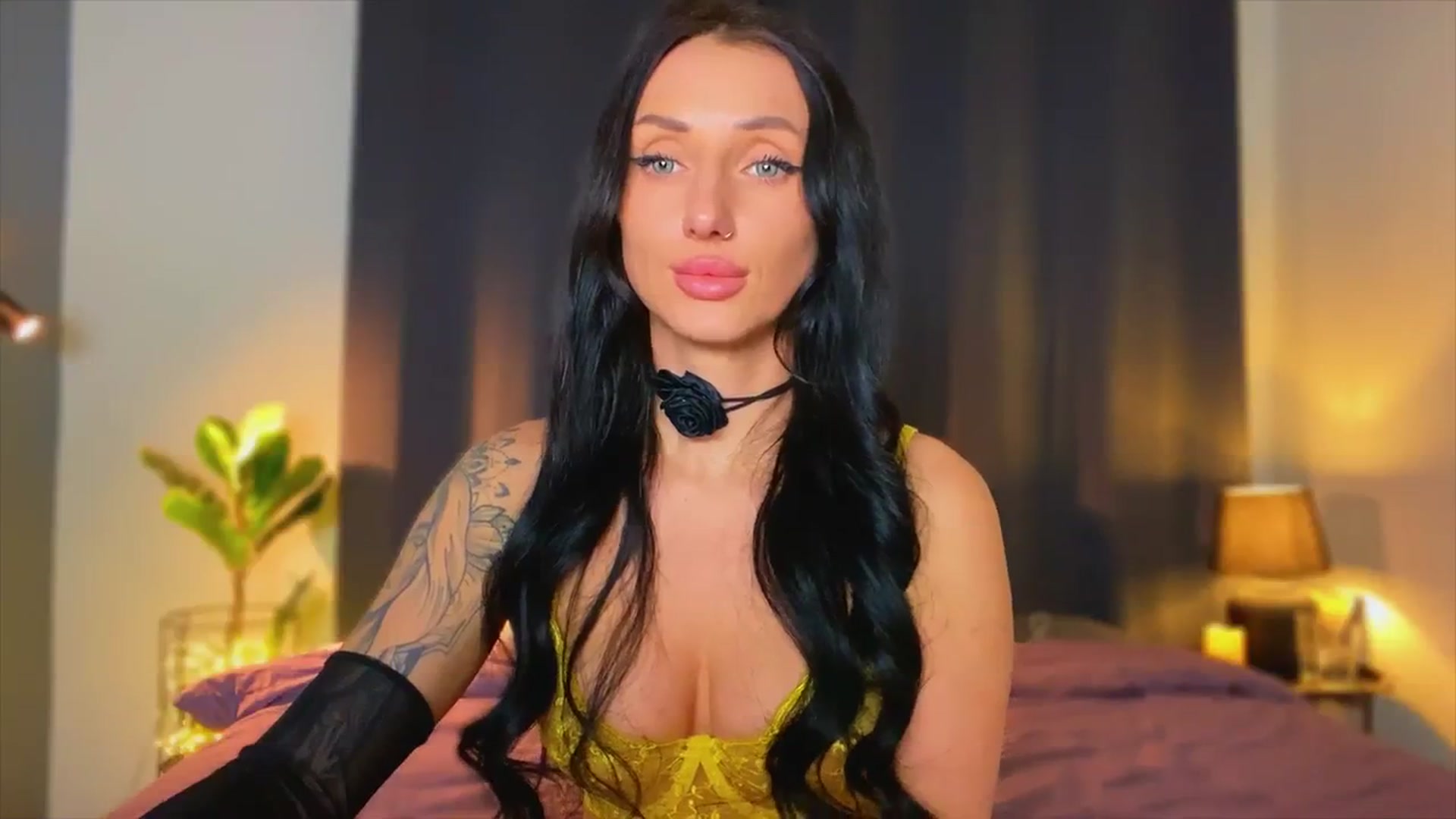 Gallery image thumbnail from AlexaAlexx's myfreecams stream on, 01/11/2024, 14:22 image 19 of 20