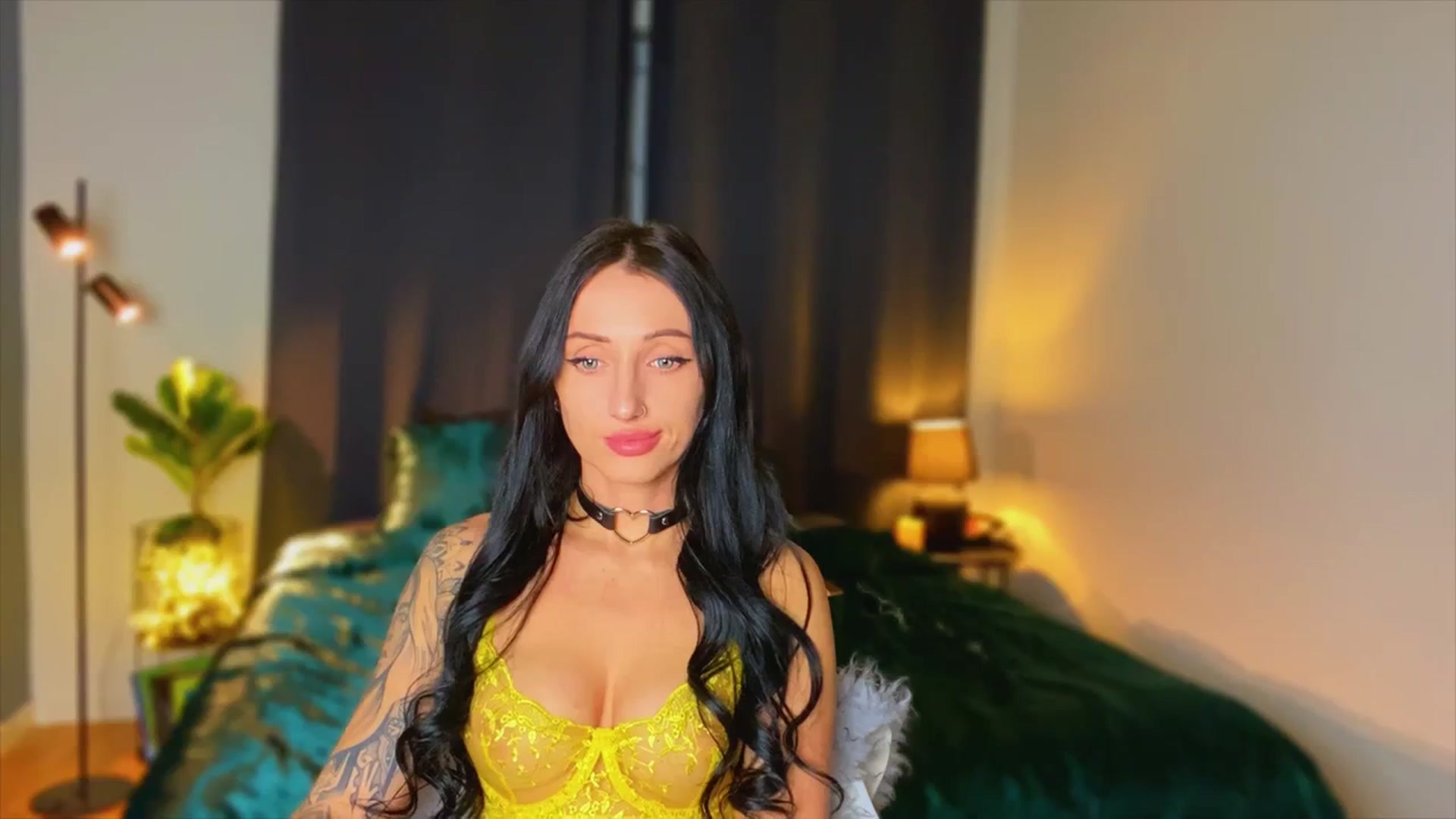 Gallery image thumbnail from AlexaAlexx's myfreecams stream on, 01/15/2024, 15:58 image 2 of 20