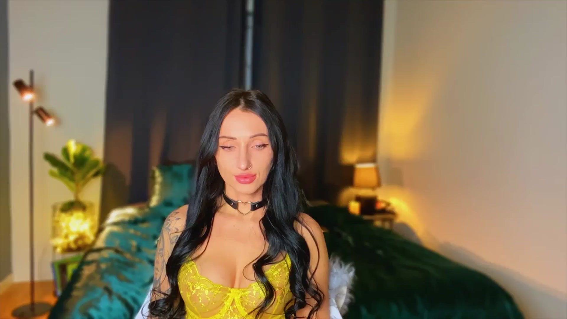 Gallery image thumbnail from AlexaAlexx's myfreecams stream on, 01/15/2024, 15:58 image 4 of 20