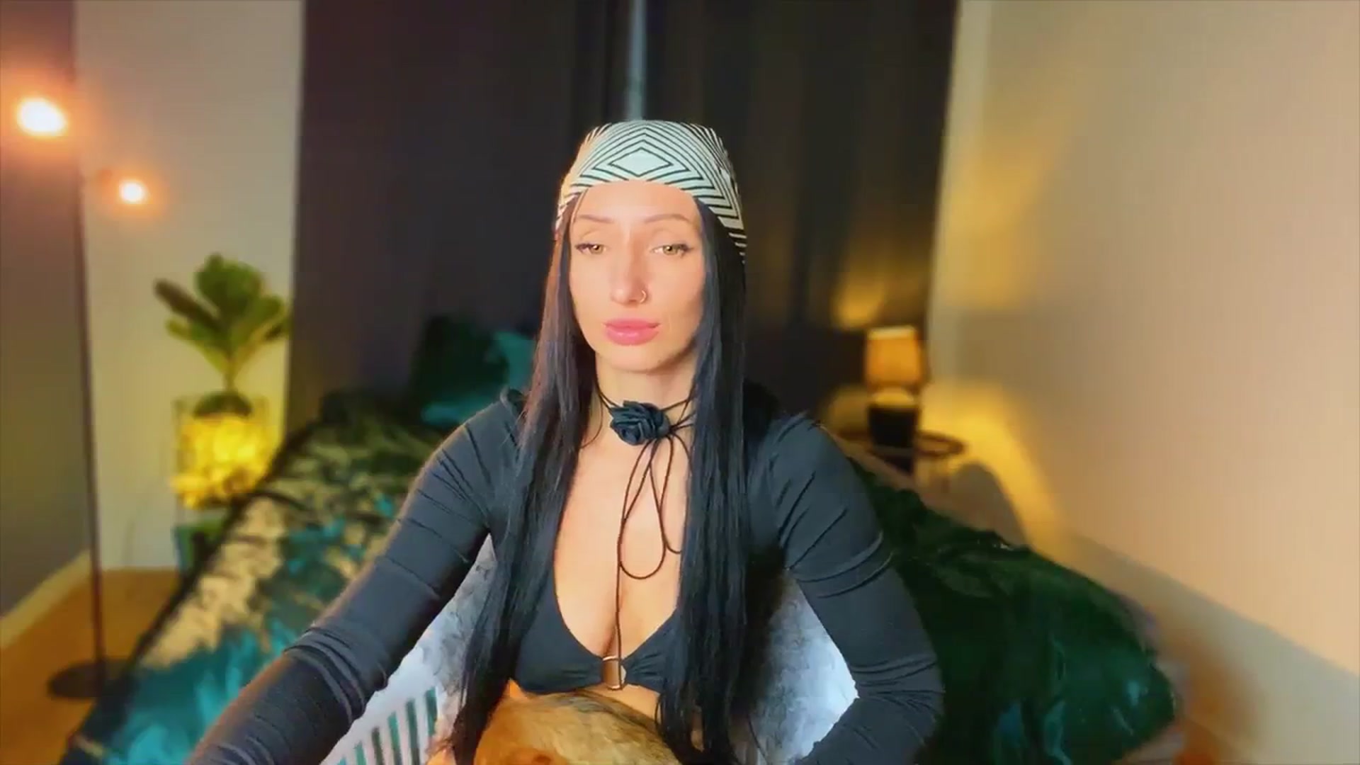 Gallery image thumbnail from AlexaAlexx's myfreecams stream on, 01/16/2024, 23:32 image 15 of 20