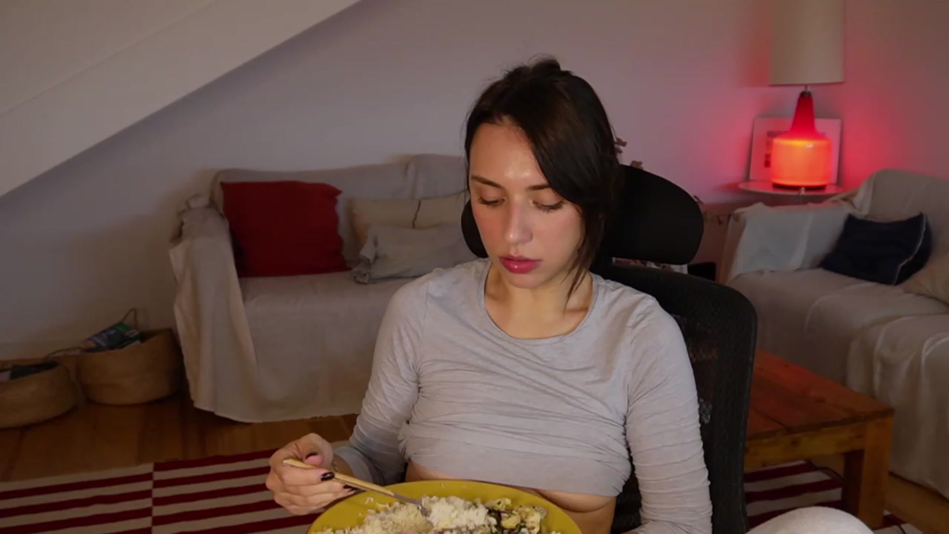 Gallery image thumbnail from AlexaBlancOh's myfreecams stream on, 11/16/2022, 07:51 image 10 of 20
