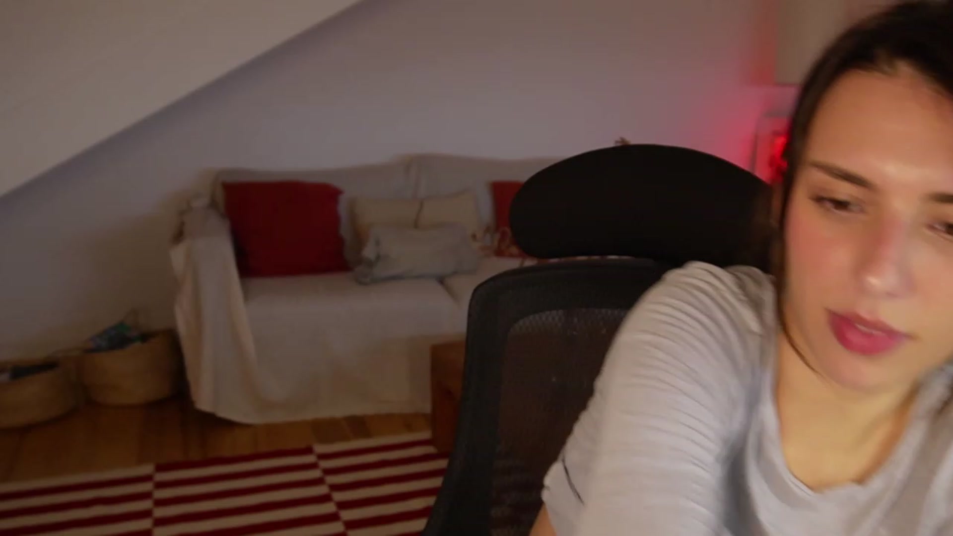 Gallery image thumbnail from AlexaBlancOh's myfreecams stream on, 11/16/2022, 07:51 image 12 of 20