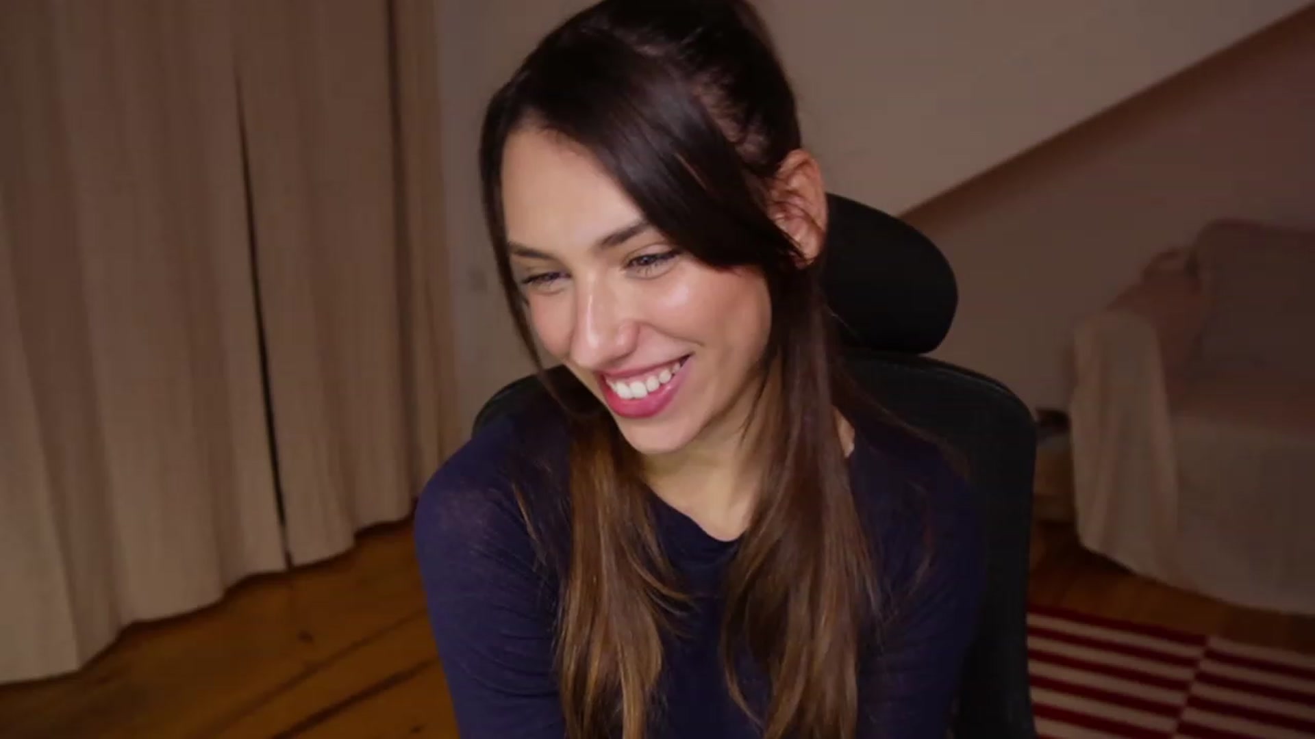 Gallery image thumbnail from AlexaBlancOh's myfreecams stream on, 11/17/2022, 02:47 image 19 of 20