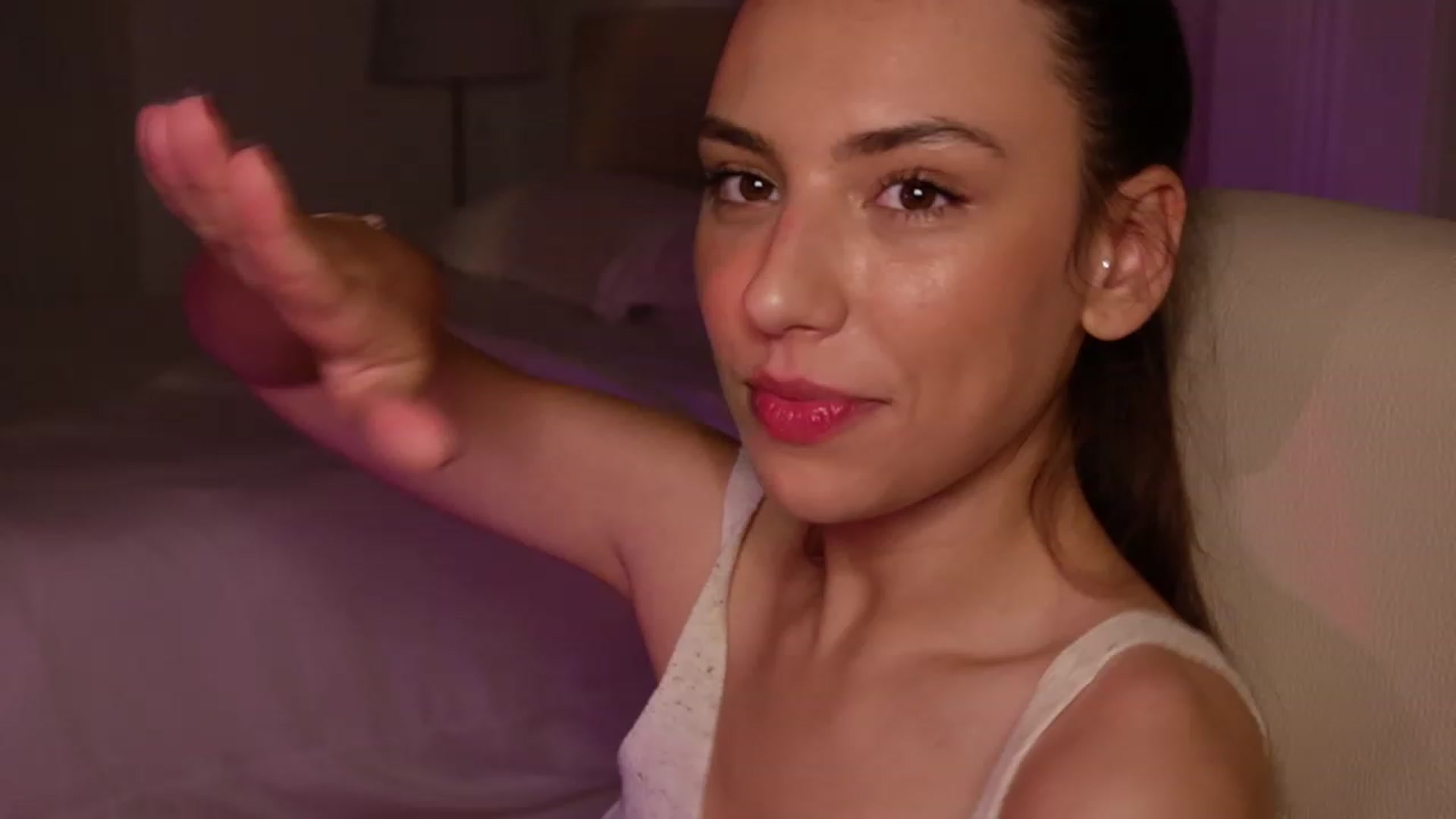 Gallery image thumbnail from AlexaBlancOh's myfreecams stream on, 11/22/2022, 07:35 image 5 of 20