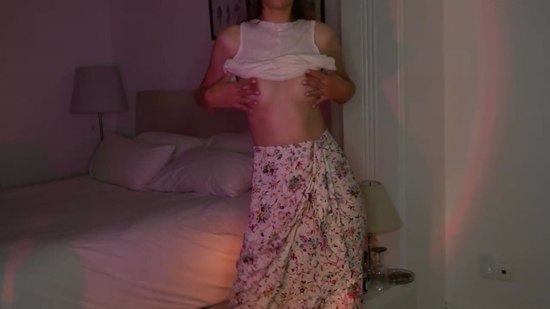 Gallery image thumbnail from AlexaBlancOh's myfreecams stream on, 04/19/2023, 07:33 image 17 of 20