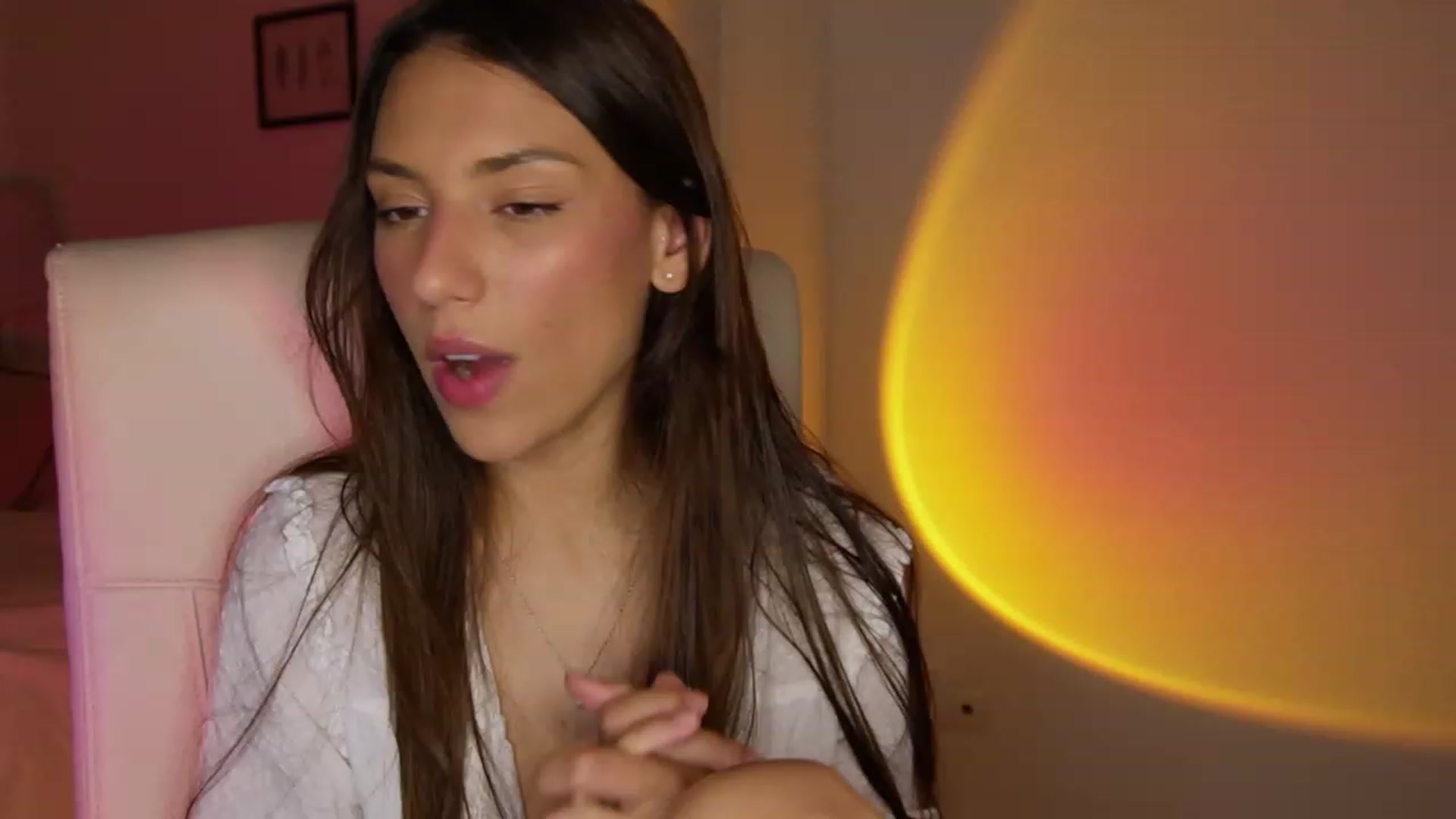 Gallery image thumbnail from AlexaBlancOh's myfreecams stream on, 05/31/2023, 05:32 image 4 of 20