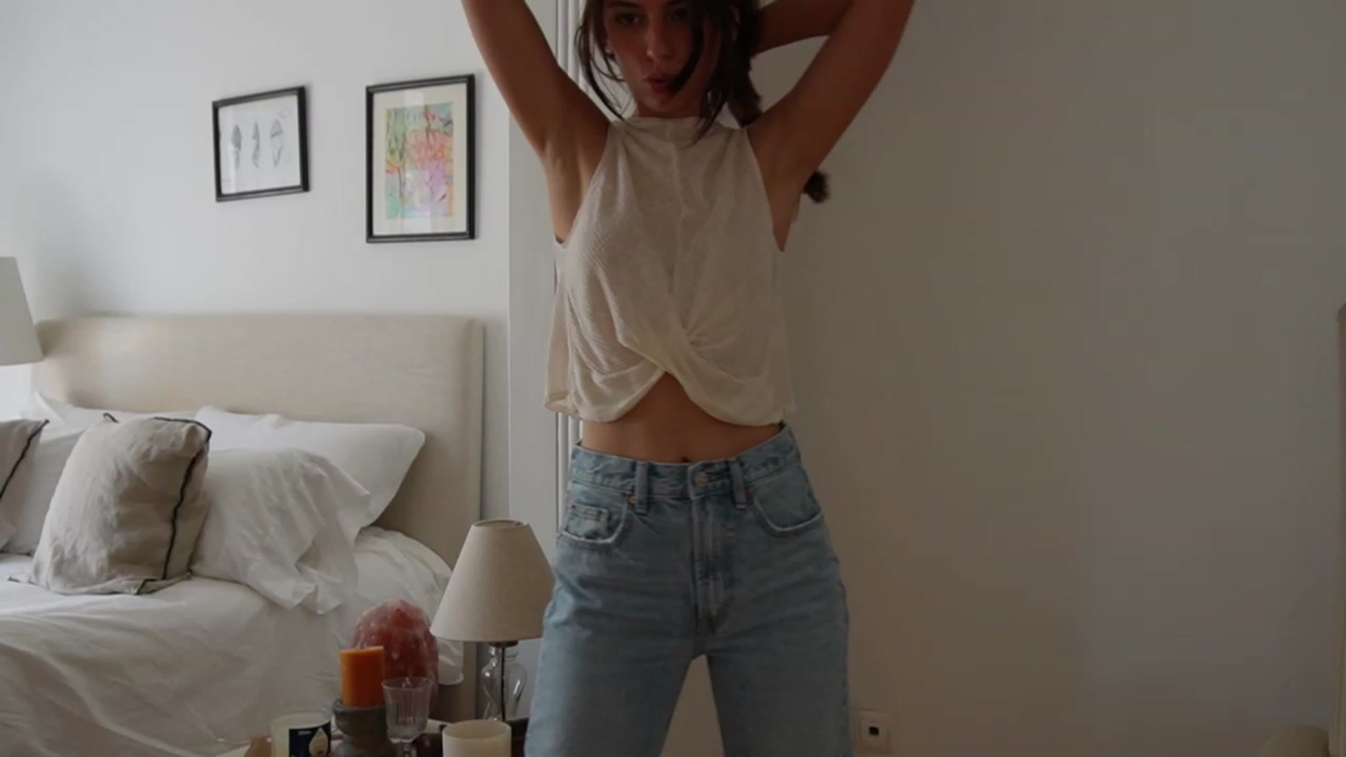 Gallery image thumbnail from AlexaBlancOh's myfreecams stream on, 06/22/2023, 17:29 image 14 of 20