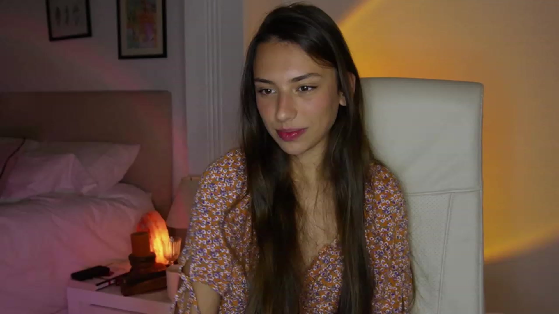 Gallery image thumbnail from AlexaBlancOh's myfreecams stream on, 07/19/2023, 07:37 image 7 of 20