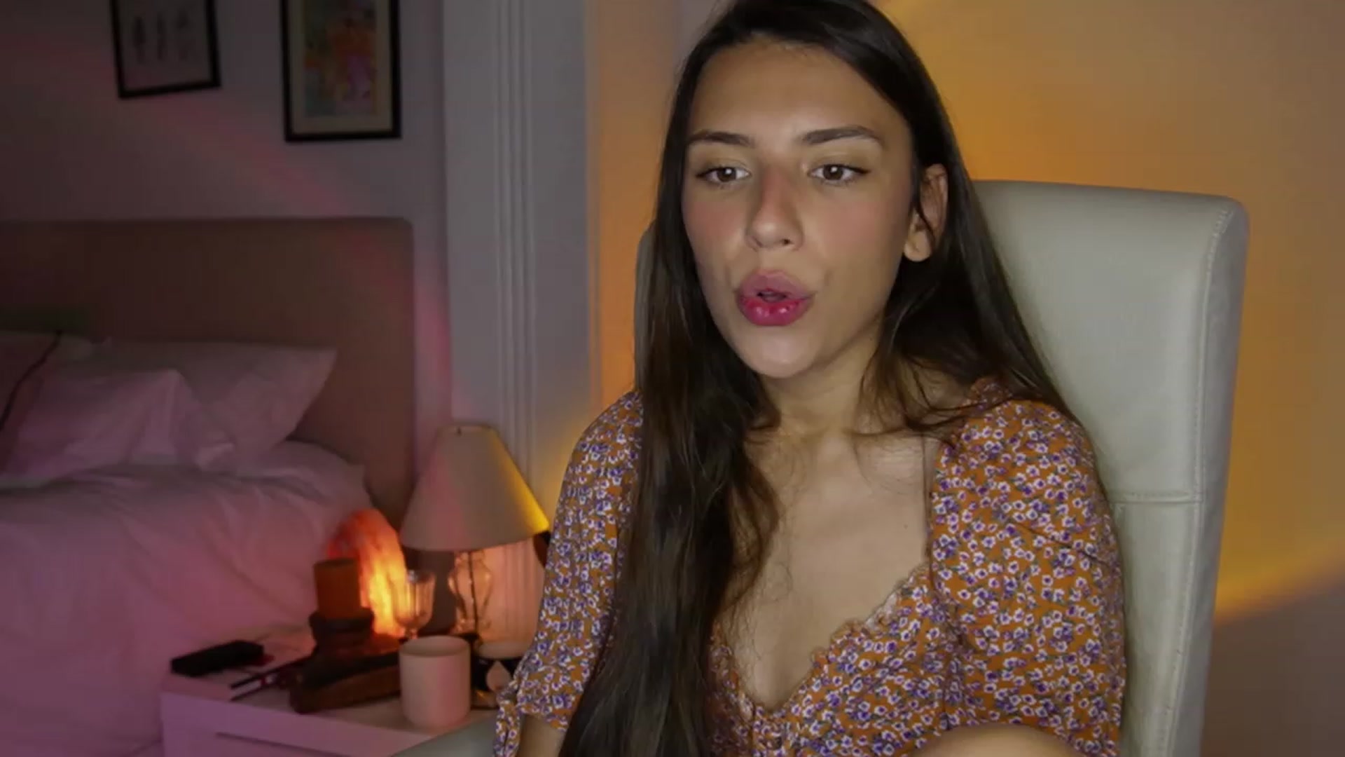 Gallery image thumbnail from AlexaBlancOh's myfreecams stream on, 07/19/2023, 07:37 image 9 of 20