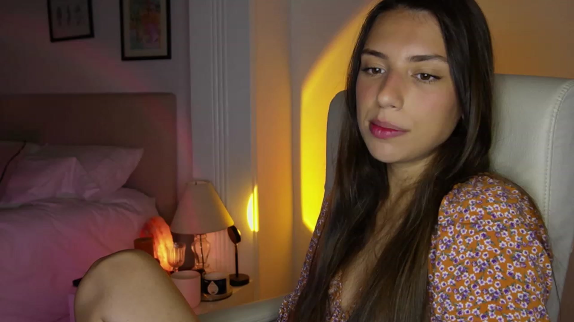 Gallery image thumbnail from AlexaBlancOh's myfreecams stream on, 07/19/2023, 07:37 image 8 of 20