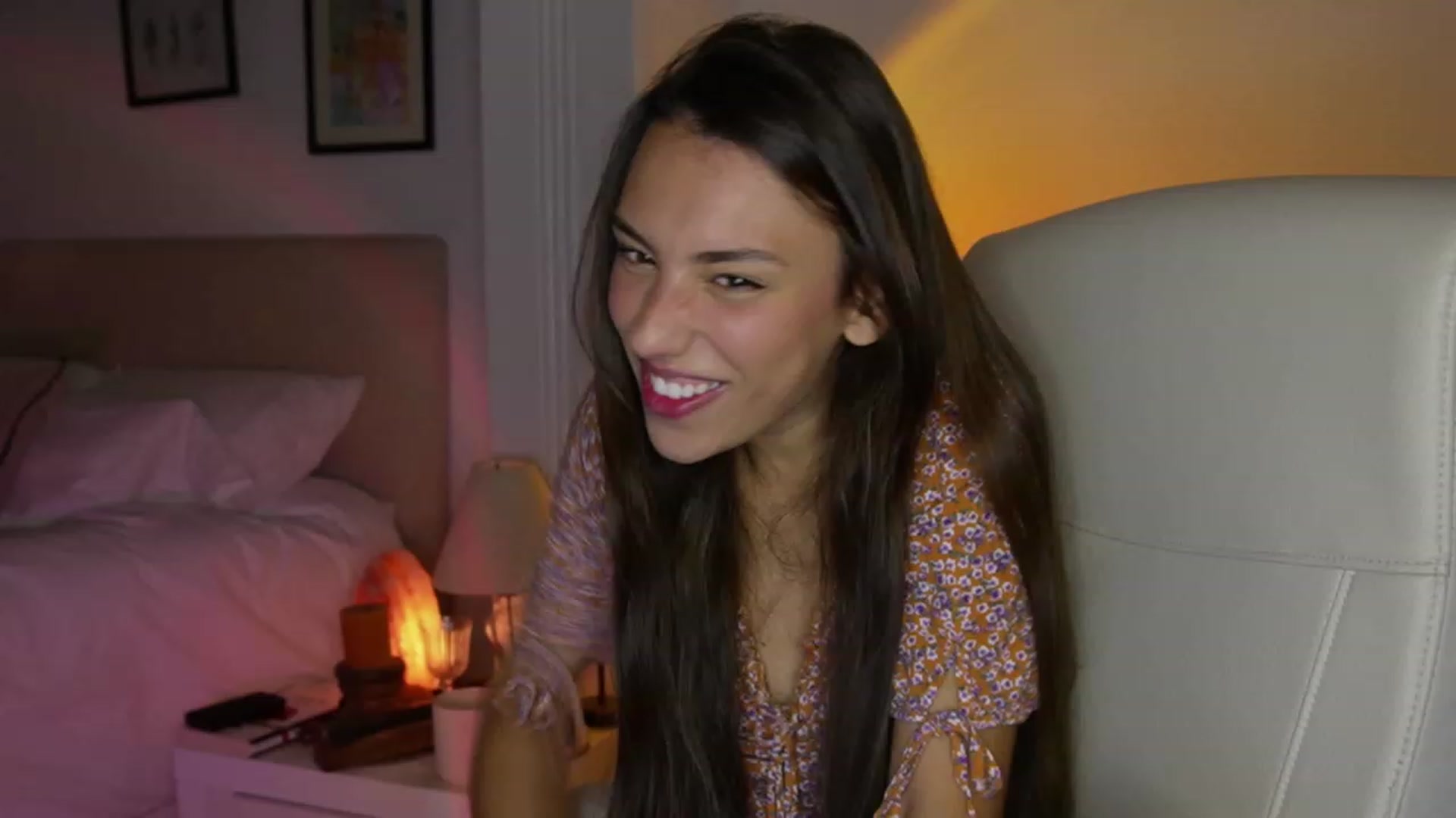 Gallery image thumbnail from AlexaBlancOh's myfreecams stream on, 07/19/2023, 07:37 image 6 of 20