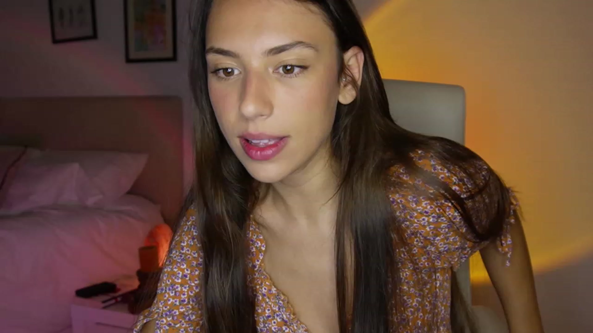 Gallery image thumbnail from AlexaBlancOh's myfreecams stream on, 07/19/2023, 07:37 image 1 of 20