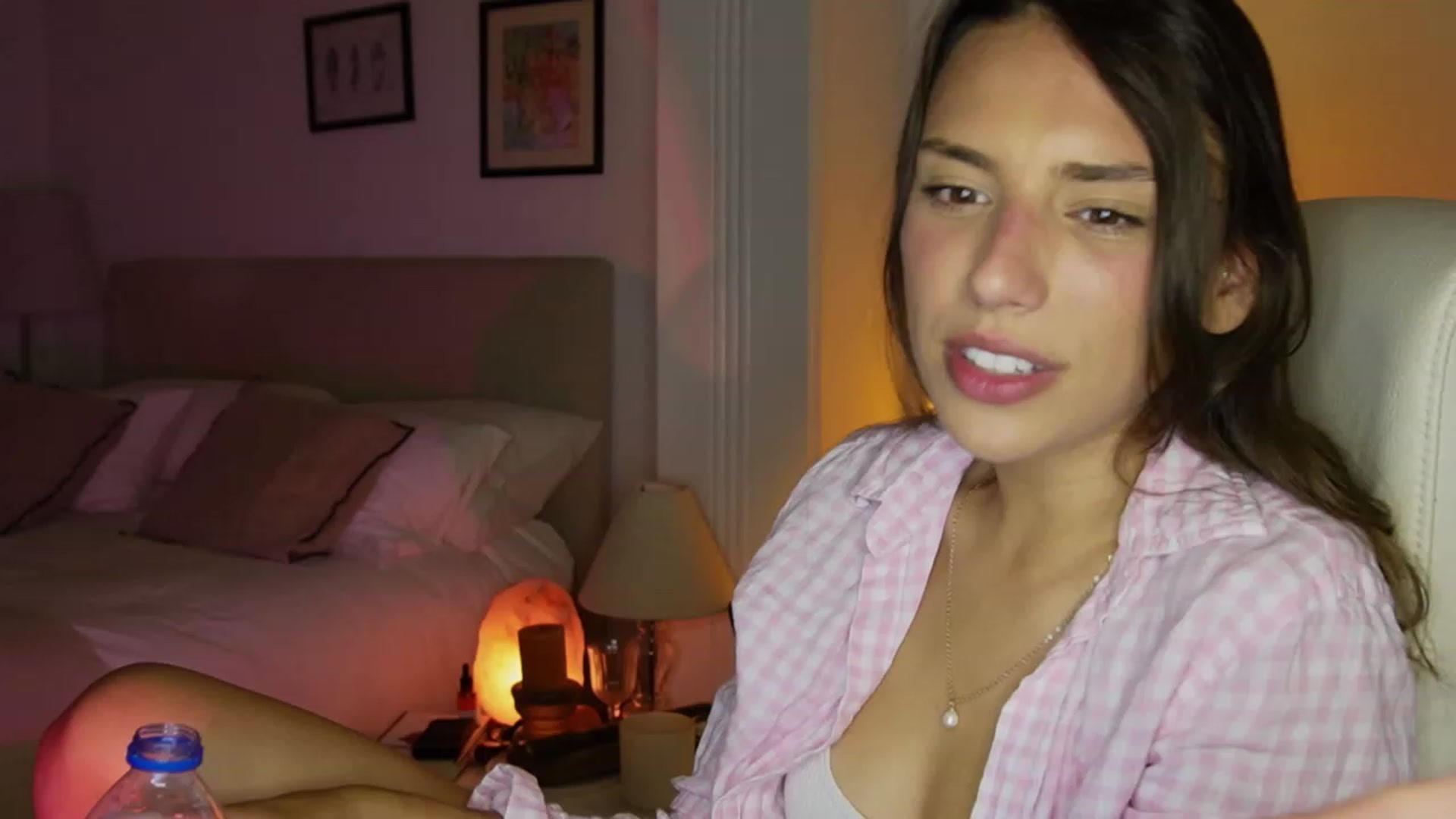 Gallery image thumbnail from AlexaBlancOh's myfreecams stream on, 07/27/2023, 06:19 image 8 of 20